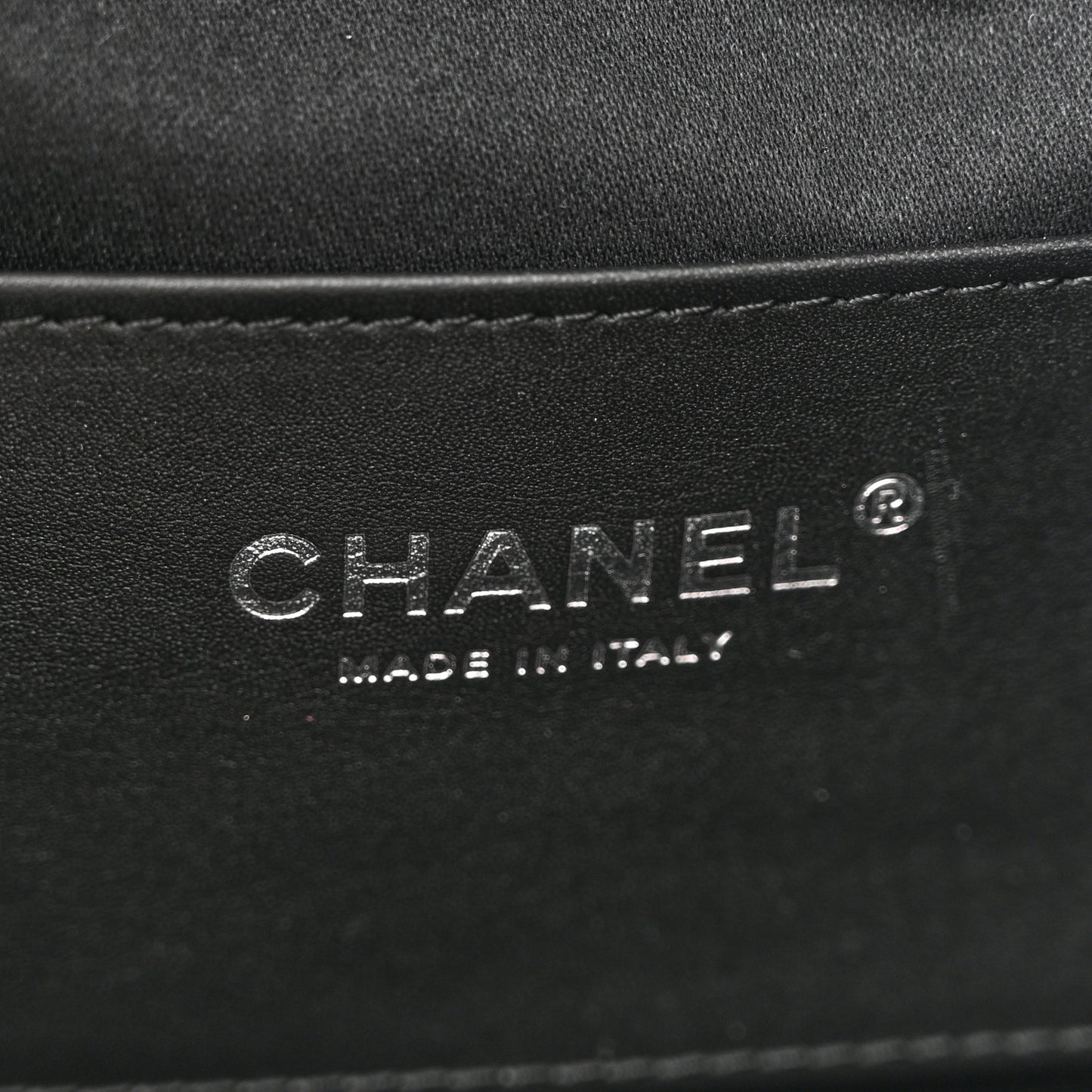 Metallic Caviar Quilted Mini Chanel 25 Handbag Silver