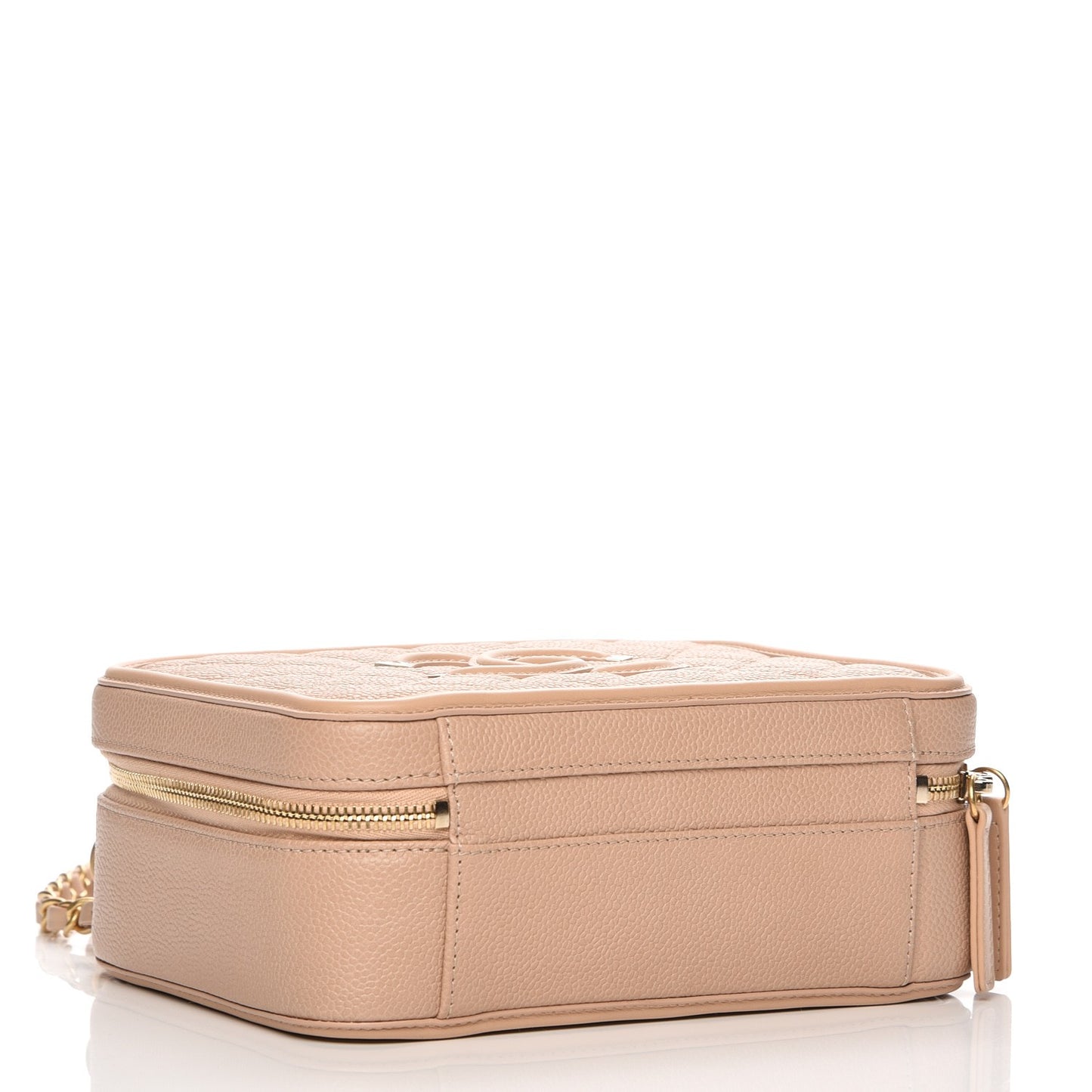 Caviar Quilted Medium CC Filigree Vanity Case Beige