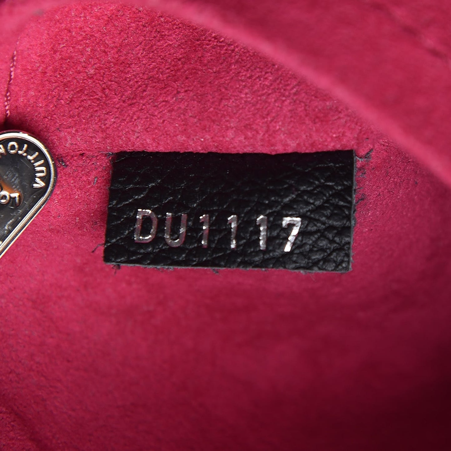 Calfskin Lockme Bucket Black