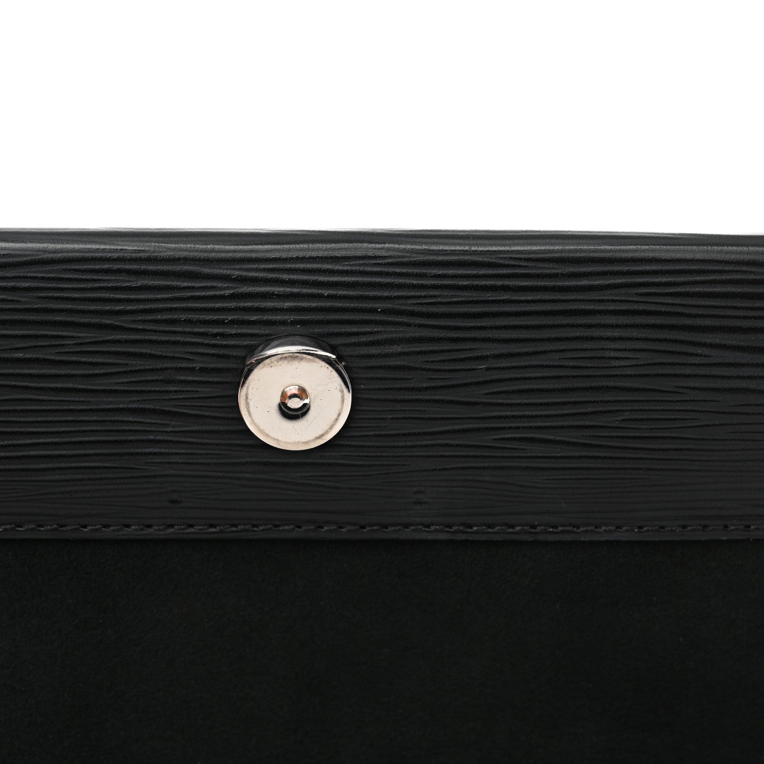 Louis Vuitton Epi Cluny MM Black 11 of 17