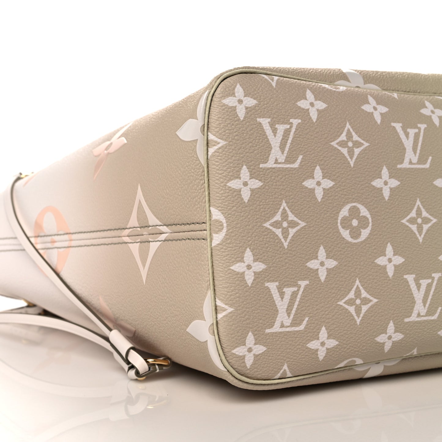 Monogram Giant Spring In The City Neverfull MM Sunset Kaki