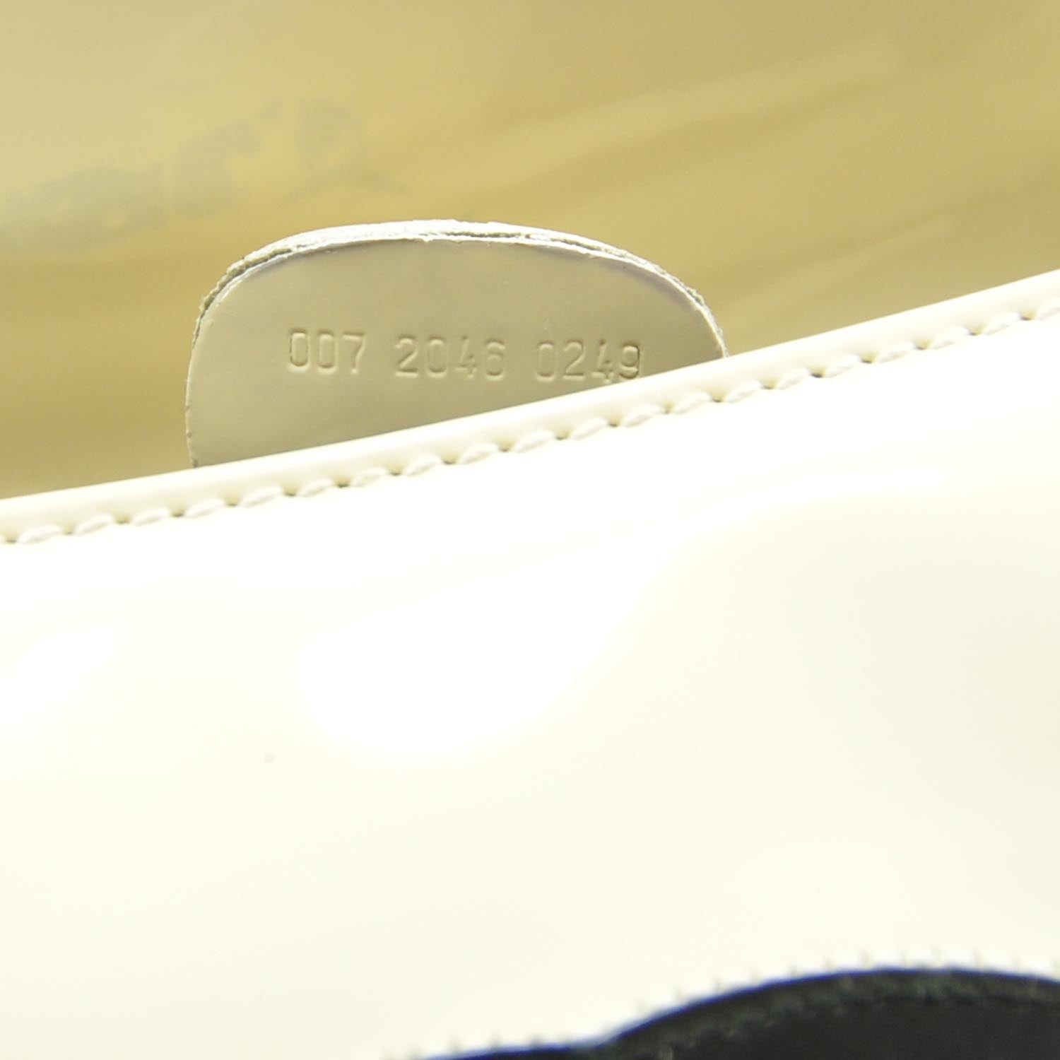 Gucci Patent Small GG Handbag Ivory 10 of 10