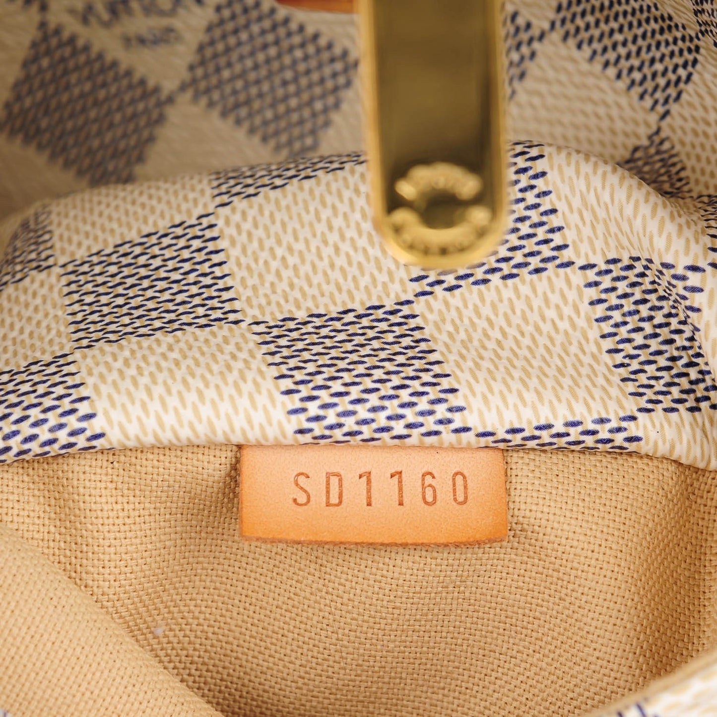 Damier Azur Totally MM