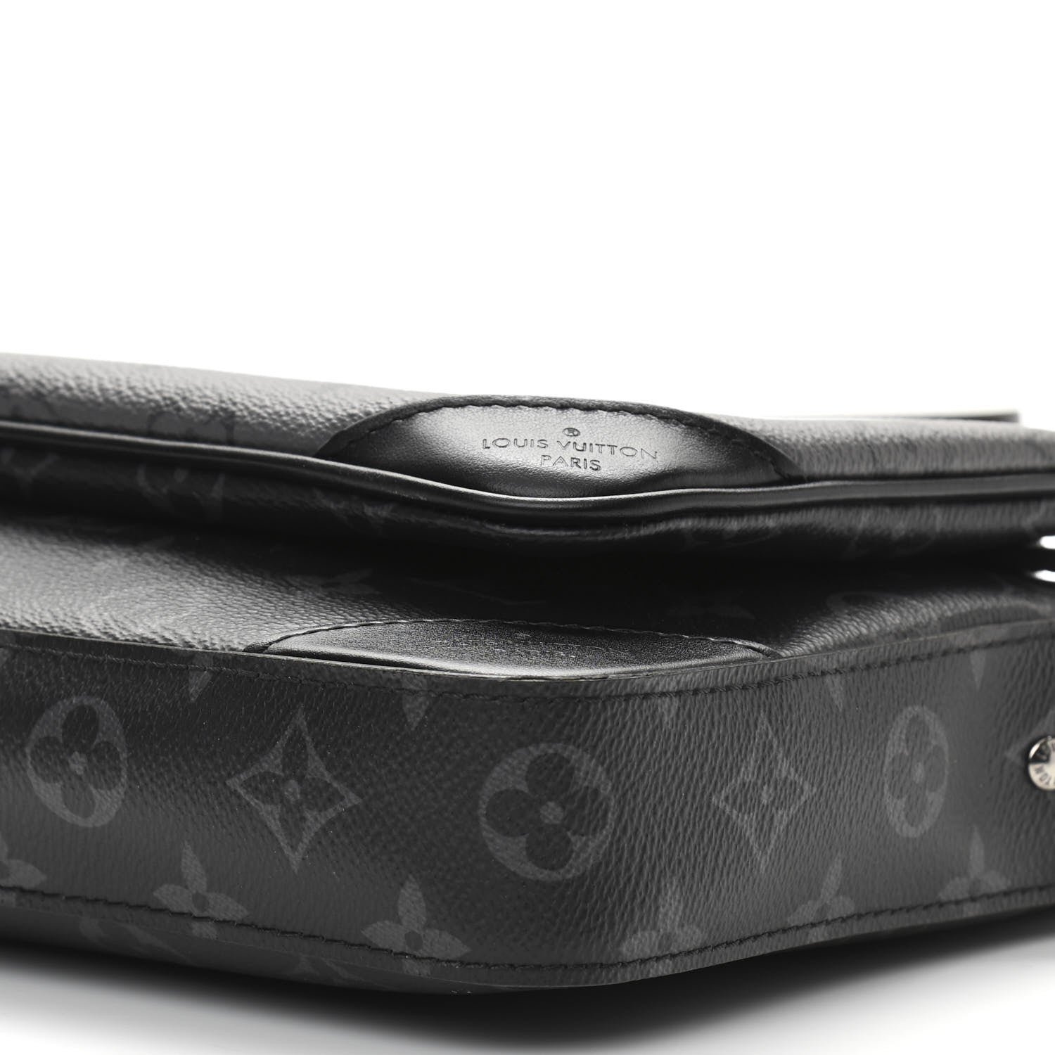 Louis Vuitton Reverse Monogram Eclipse Trio Messenger 12 of 13