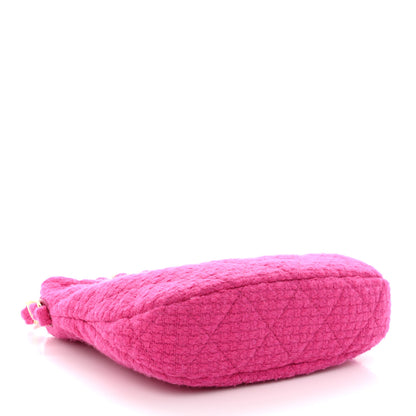 Chanel Cashmere Tweed Quilted CC Links Hobo Fuchsia 4 of 10