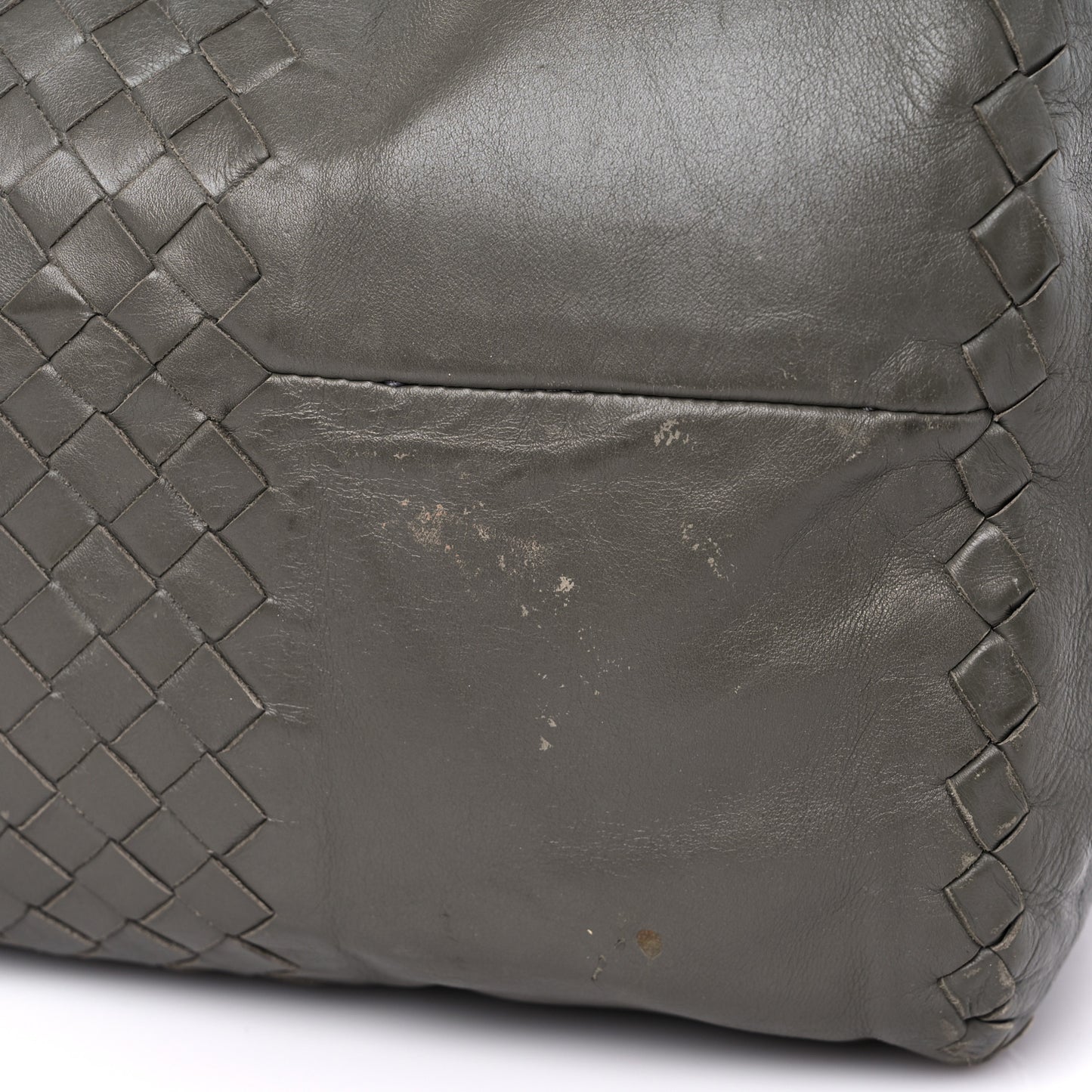 Calfskin Intrecciato Large Leggero Tote Kaki Fondente