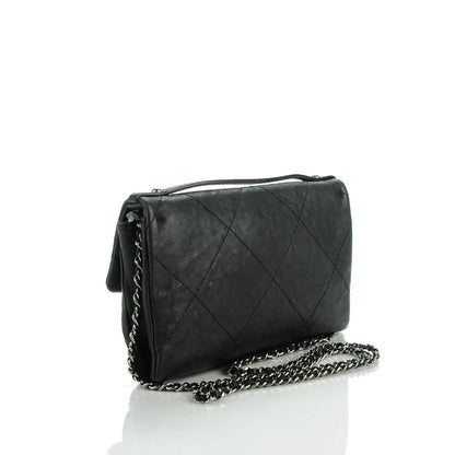 Chanel Washed Calfskin Diamond Stitch Hamptons Clutch With Chain Black 3 of 8