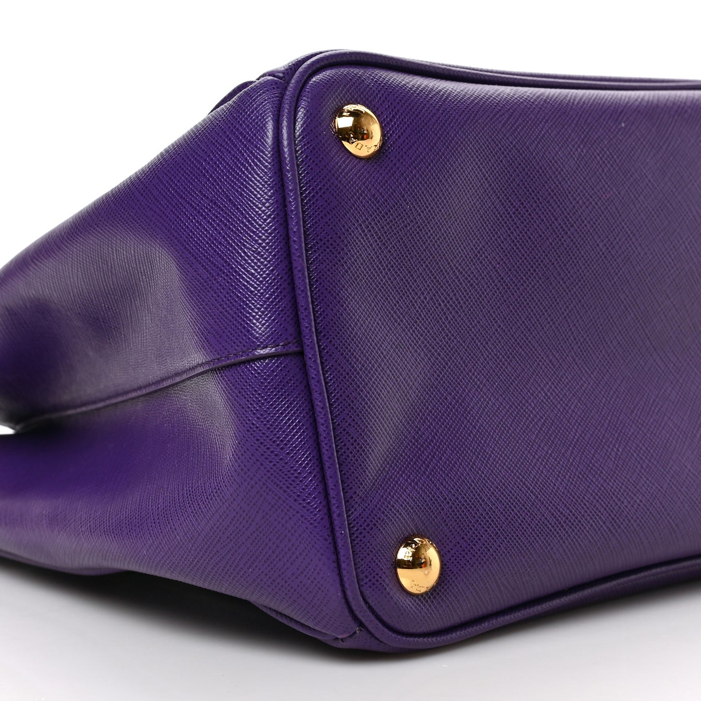 Saffiano Medium Galleria Double Zip Tote Viola