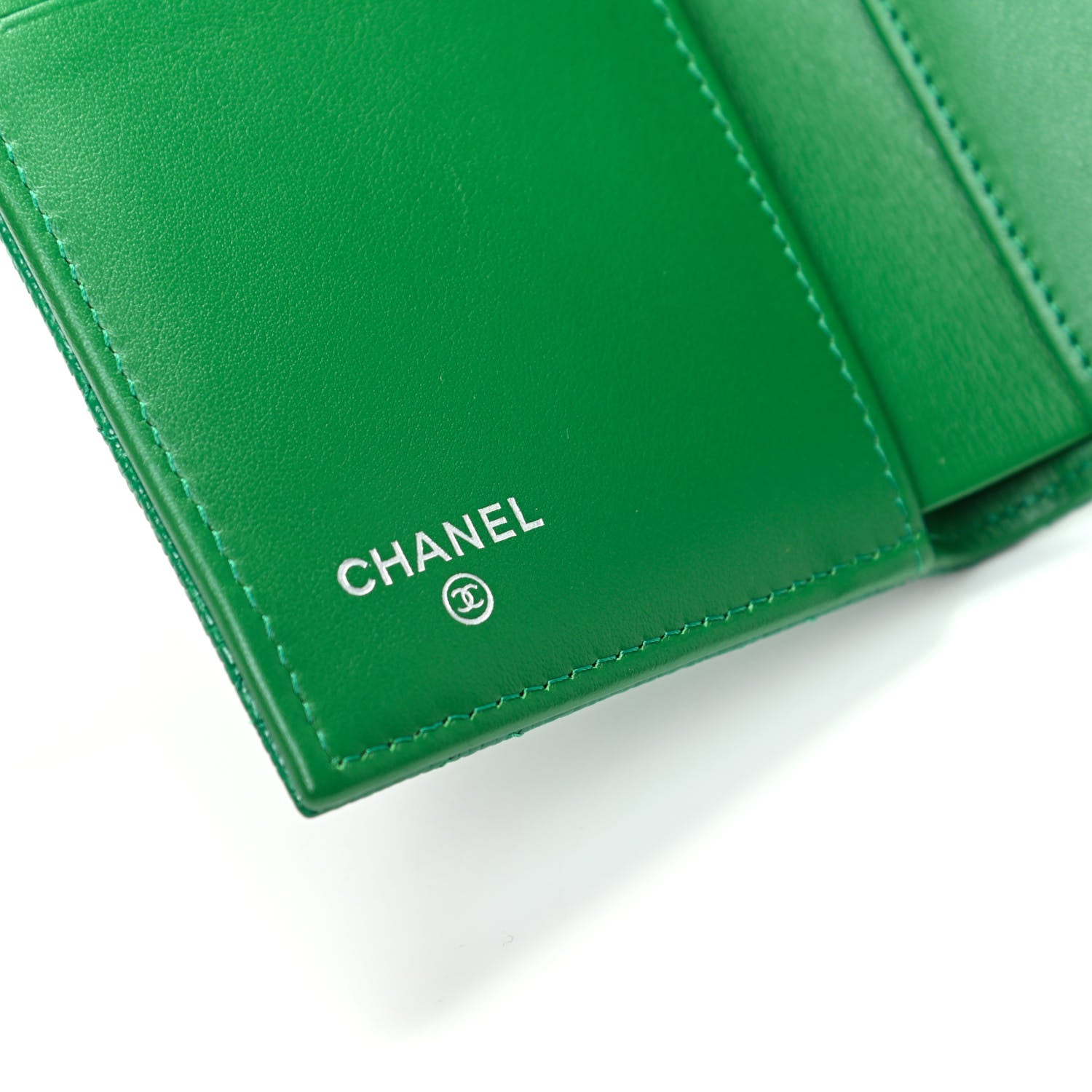 Chanel Caviar Quilted Medium Flap Wallet Green 6 of 8