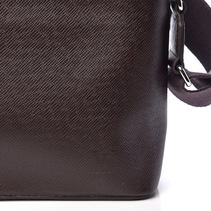 Louis Vuitton Taiga Anton Messenger PM Acajou 7 of 10