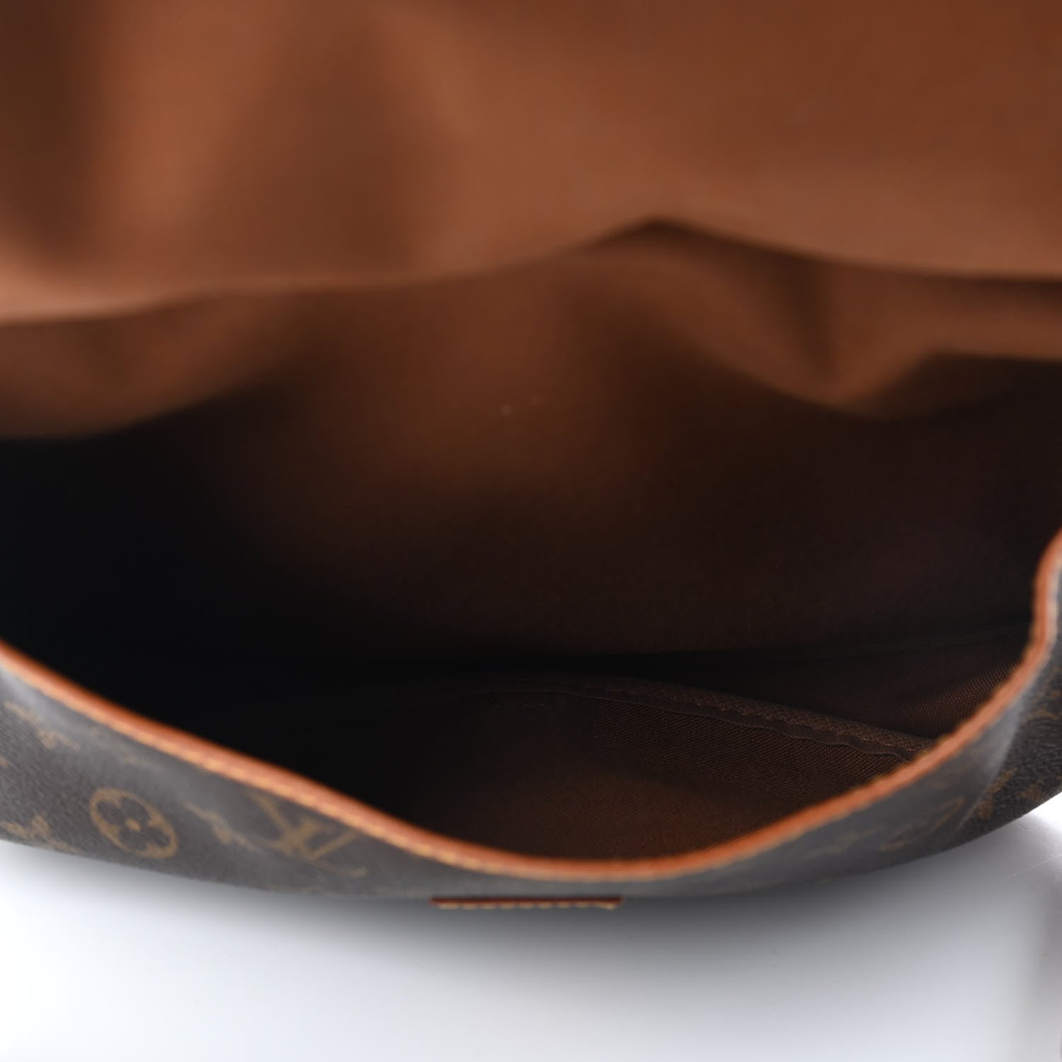 Louis Vuitton Monogram Saumur 30 7 of 9