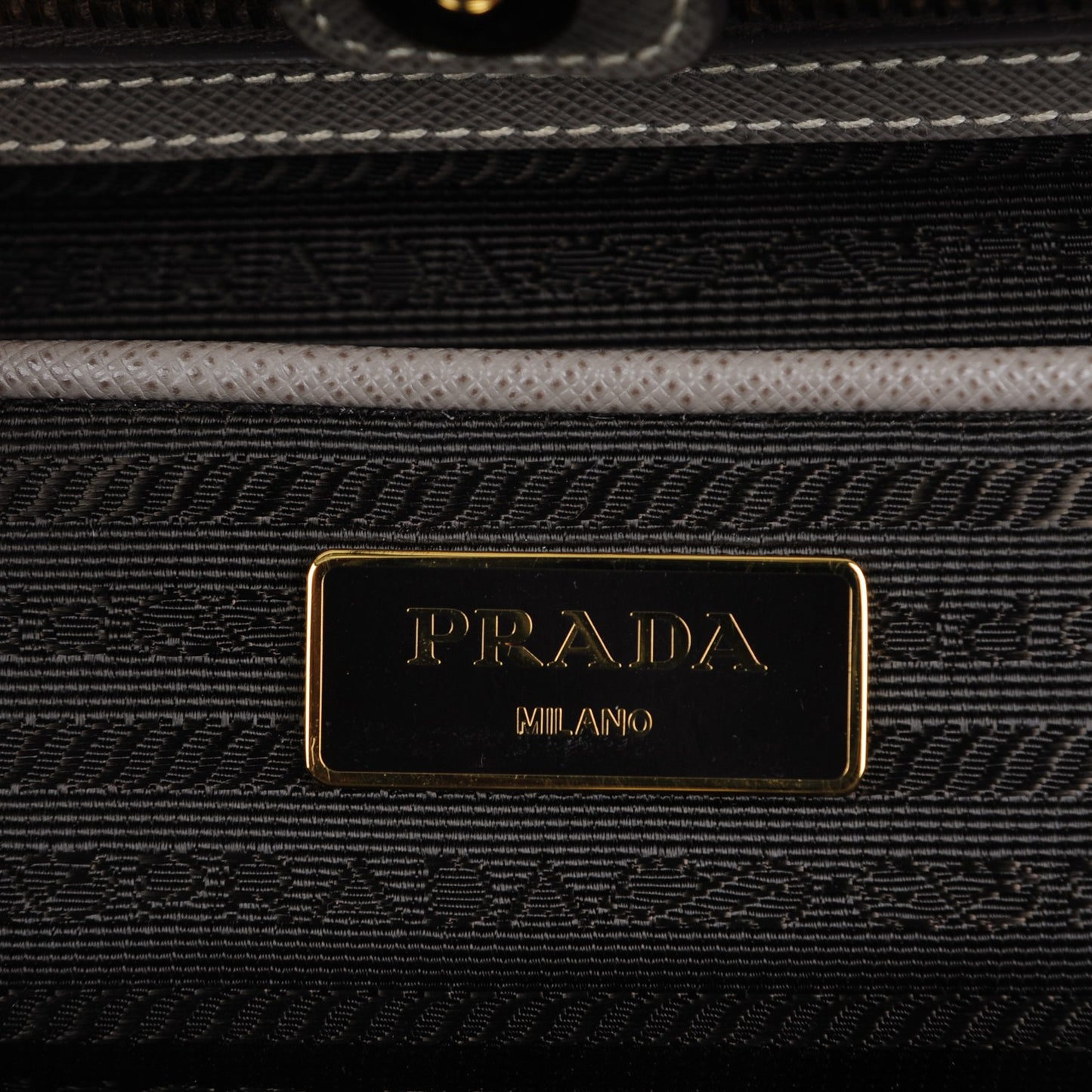 Saffiano Lux Large Tote Argilla