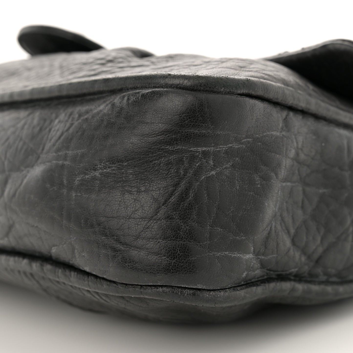 Distressed Lambskin Lady Braid Flap Black
