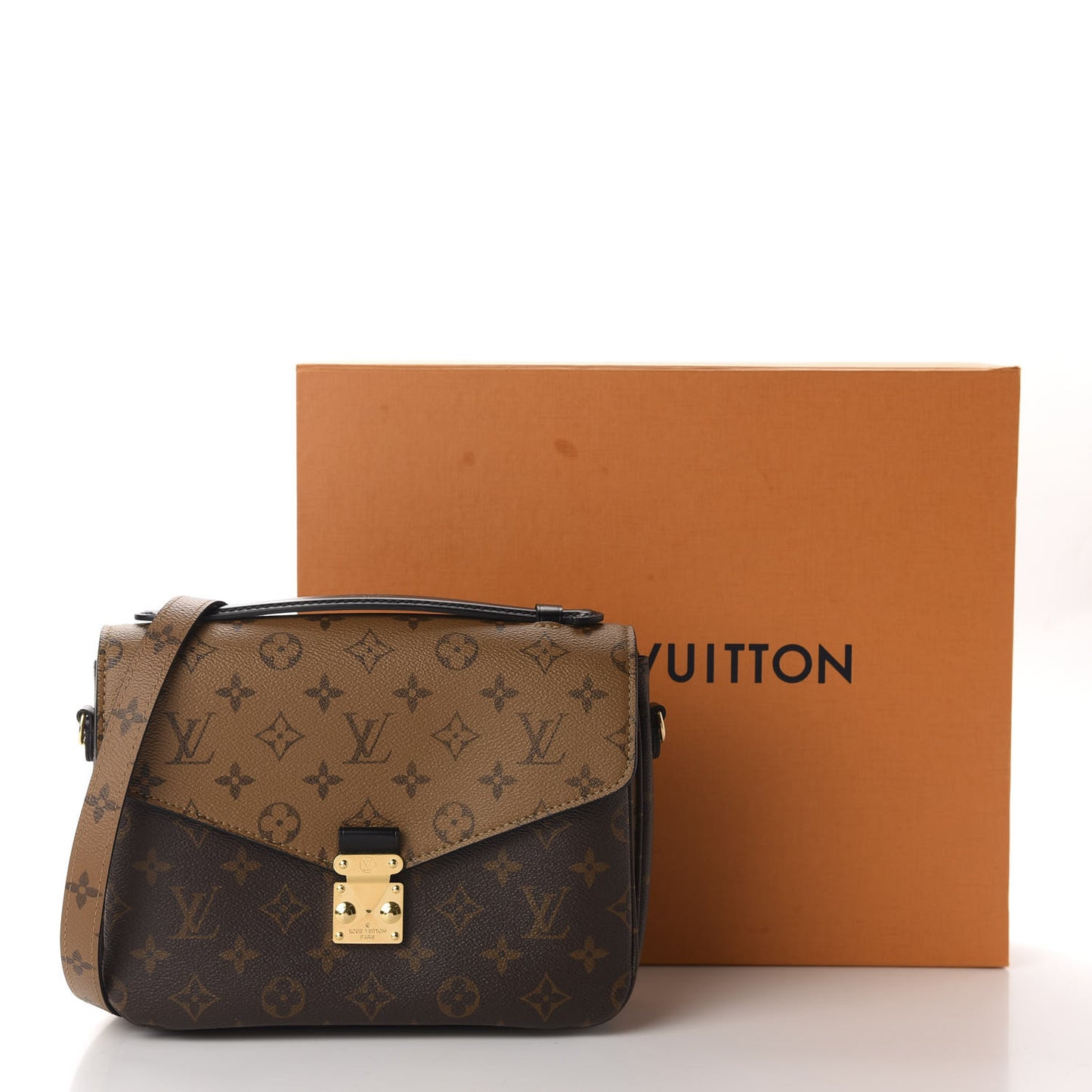 Reverse Monogram Pochette Metis