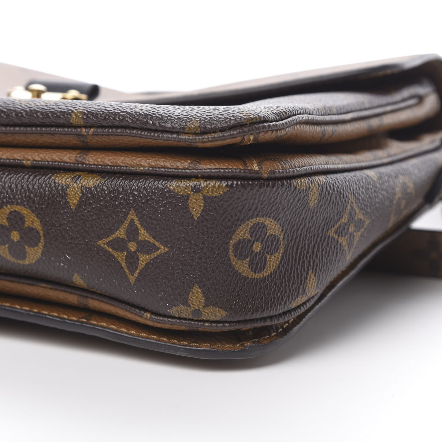 Reverse Monogram Pochette Metis
