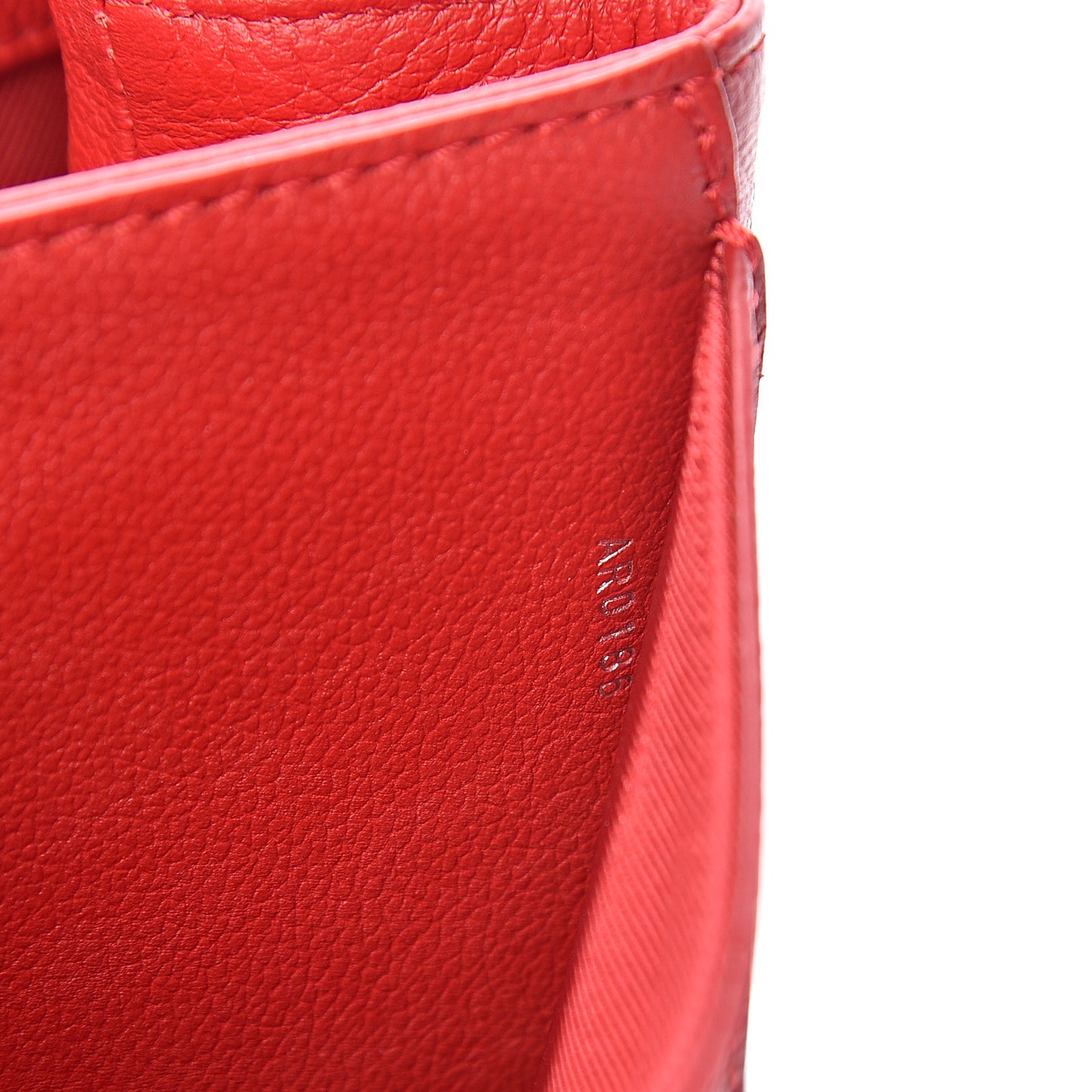 Calfskin Lockme II Chain Bag BB Rubis