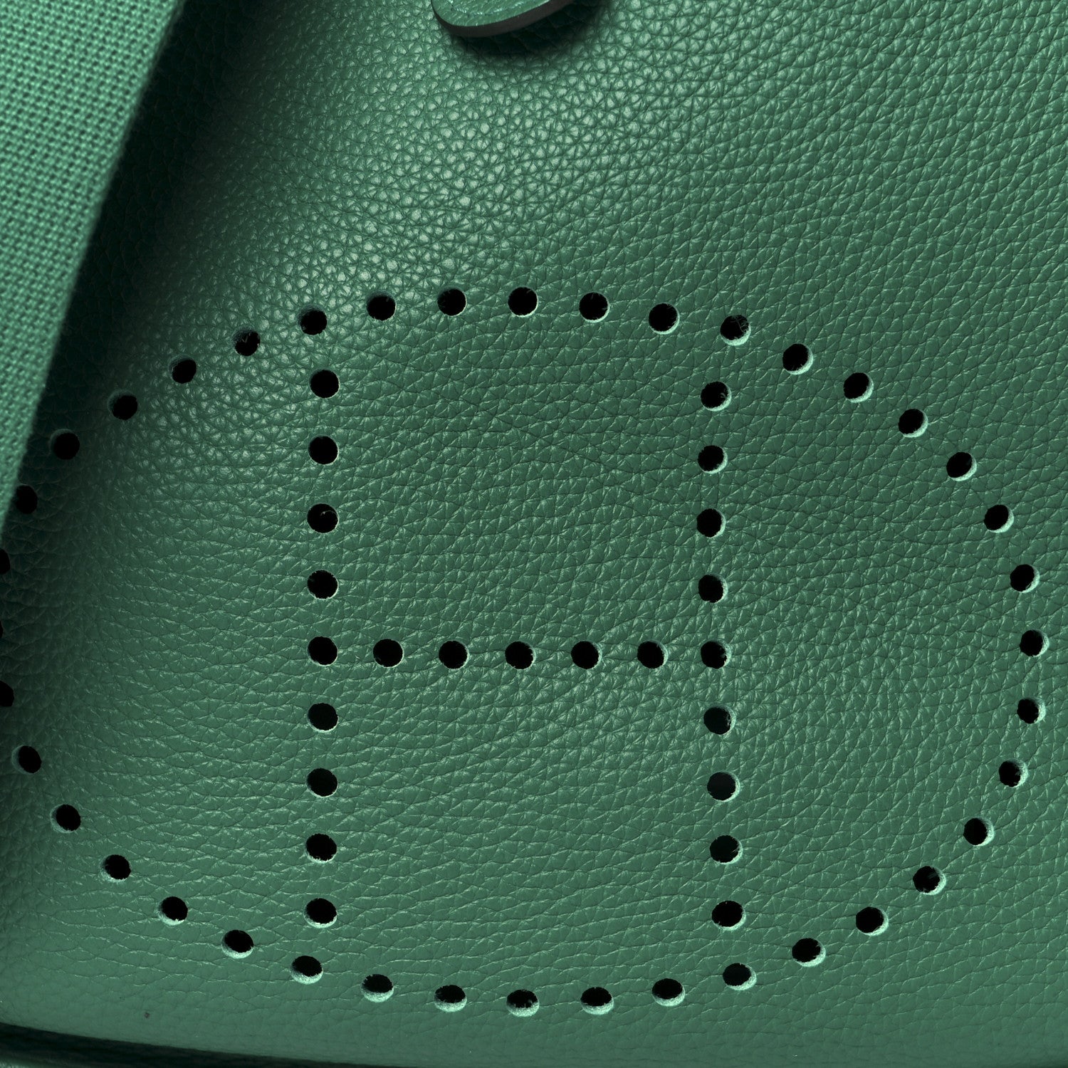 Hermes Taurillon Clemence EVELYNE III PM Malachite 8 of 11
