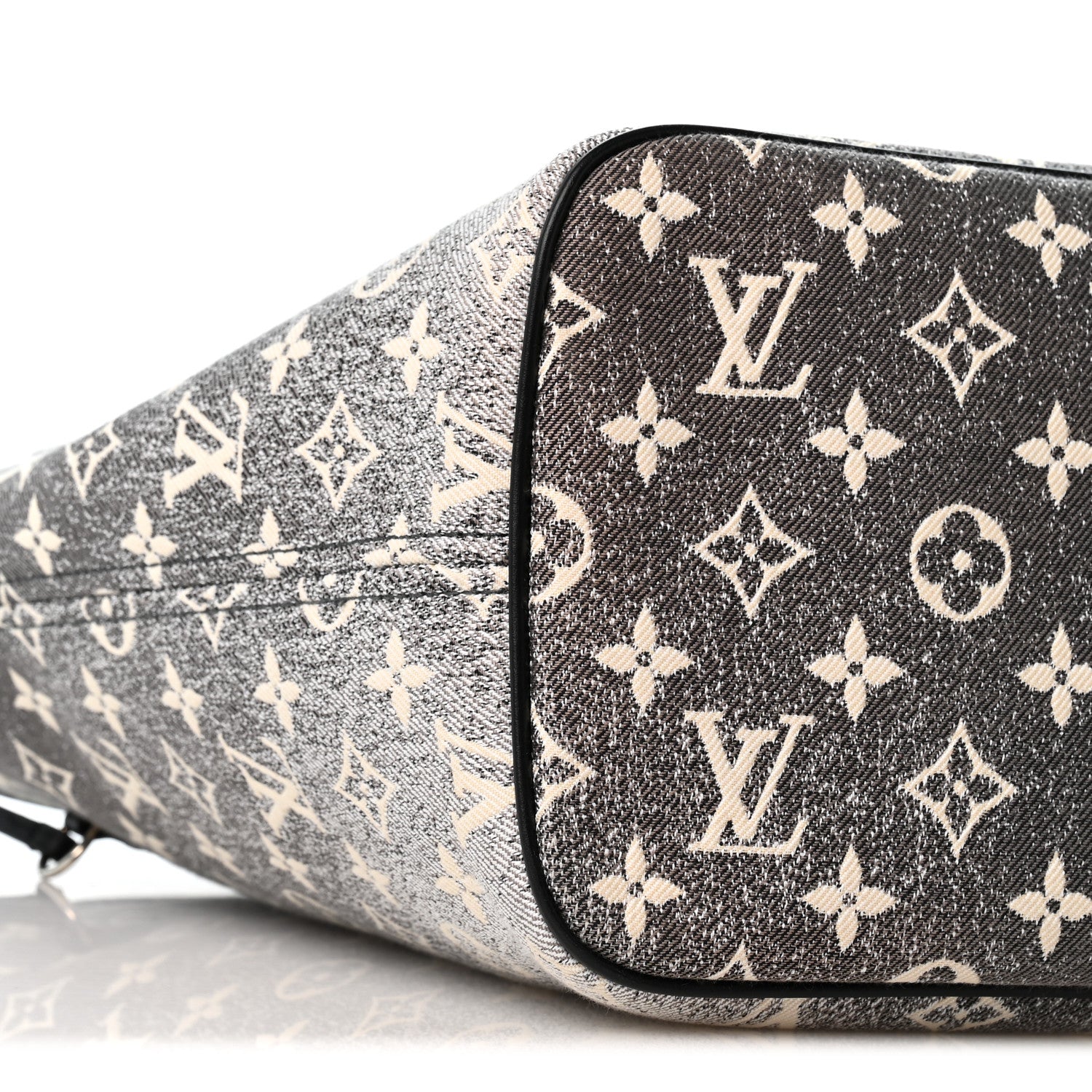 Louis Vuitton Denim Monogram Jacquard Neverfull MM Grey 9 of 10