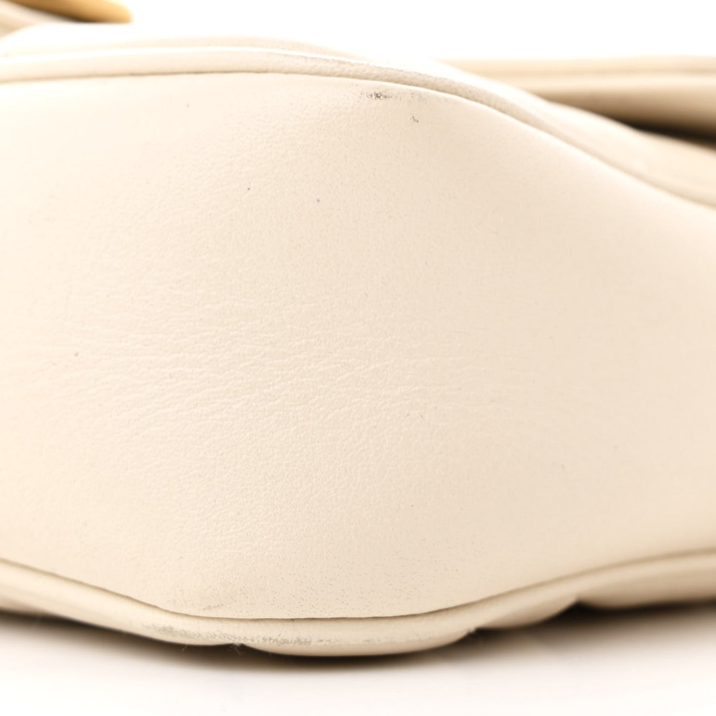 Calfskin Matelasse Super Mini GG Marmont Shoulder Bag White