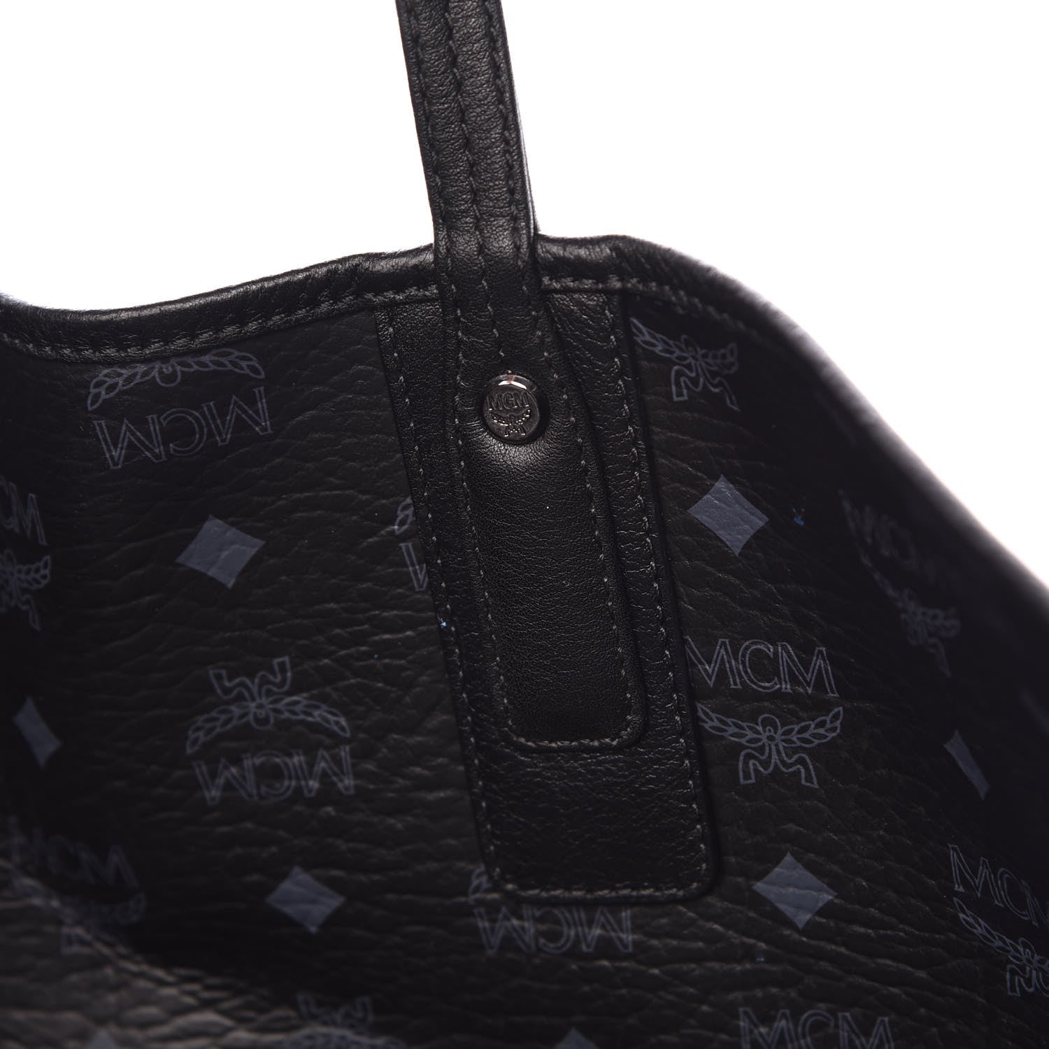 MCM Visetos Large Liz Reversible Shopper Tote Black 21 of 35