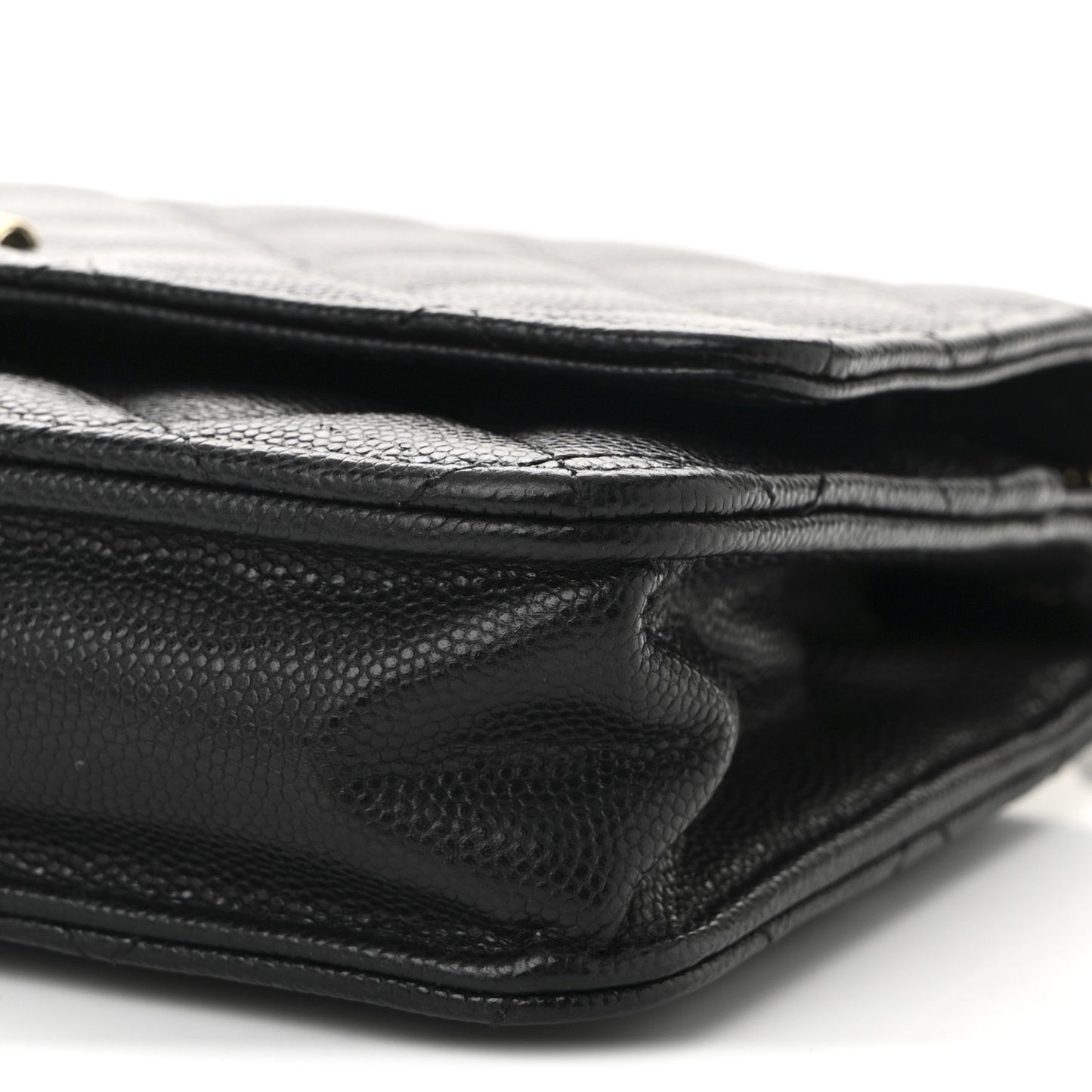 Caviar Quilted Textured CC Wallet On Chain WOC Black