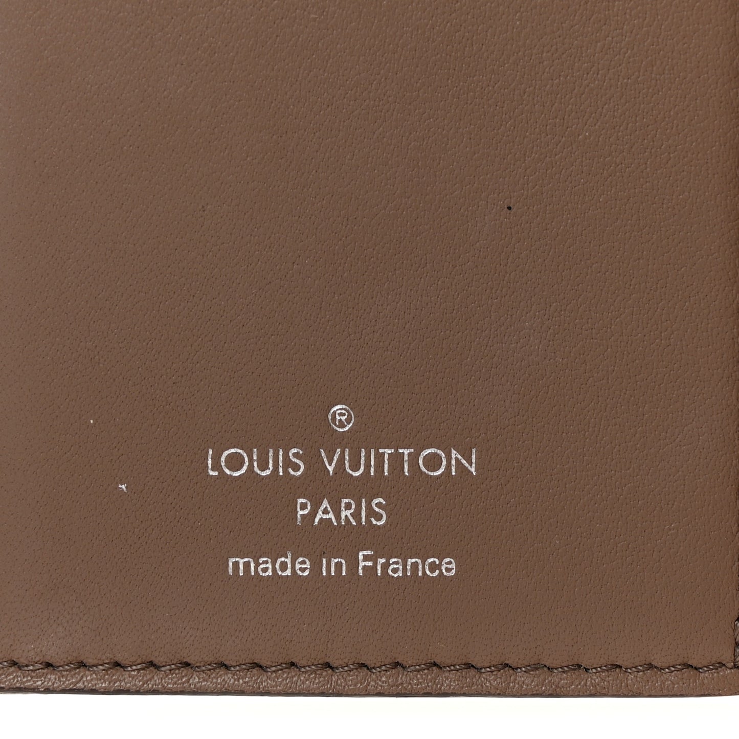 Taurillon Capucines Compact Wallet Magnolia
