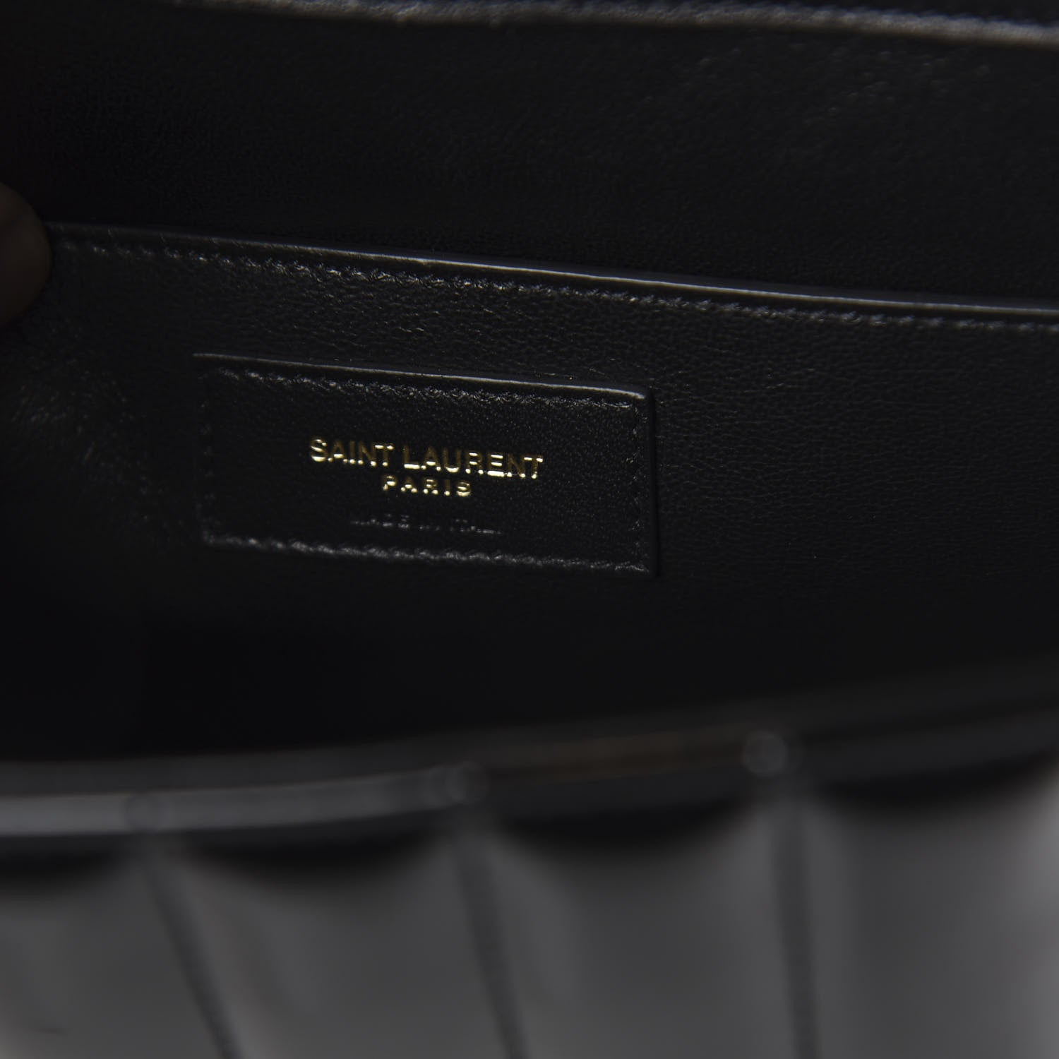 Saint Laurent Patent Matelasse Monogram Large Vicky Chain Bag Black 9 of 10