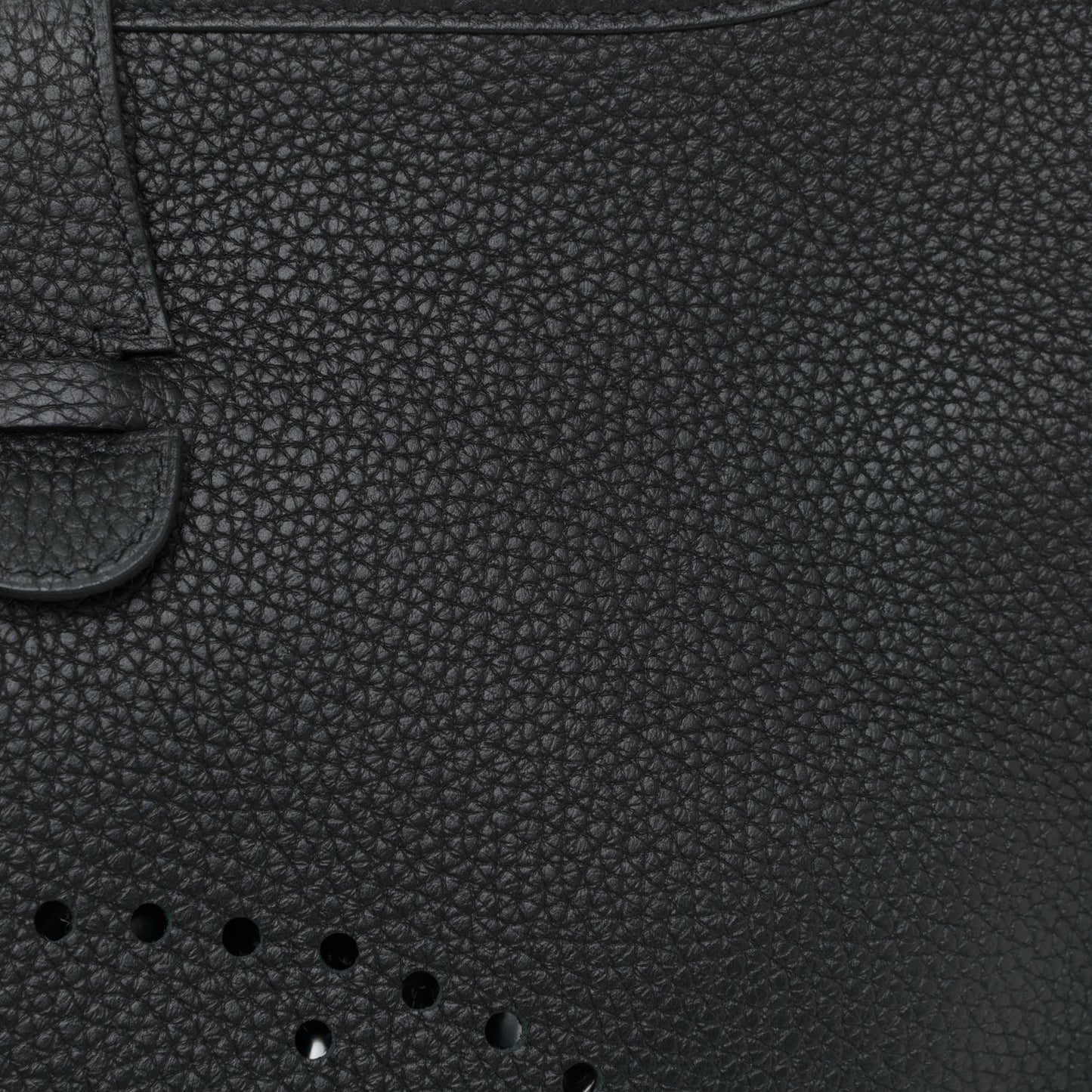 Taurillon Clemence Evelyne III PM Black