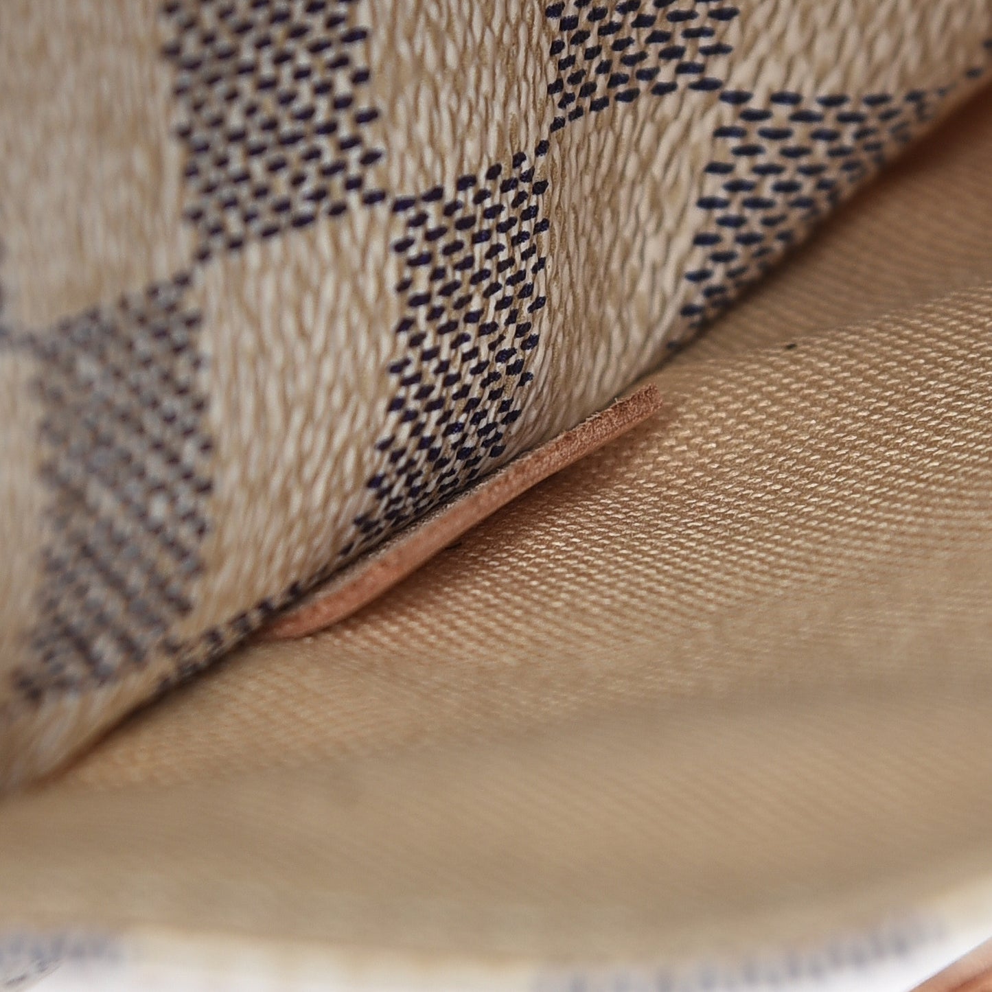 Damier Azur Totally MM