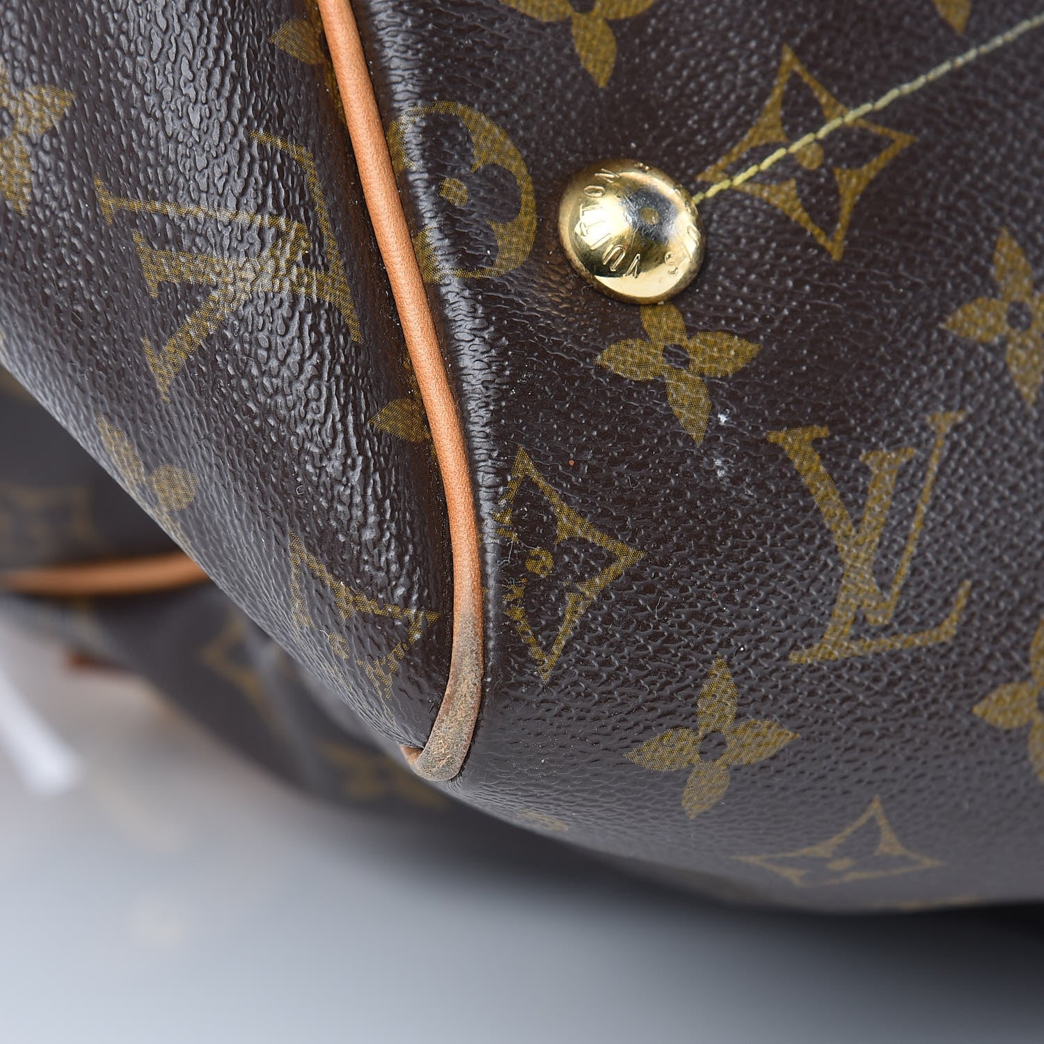 Louis Vuitton Monogram Tivoli GM 24 of 32