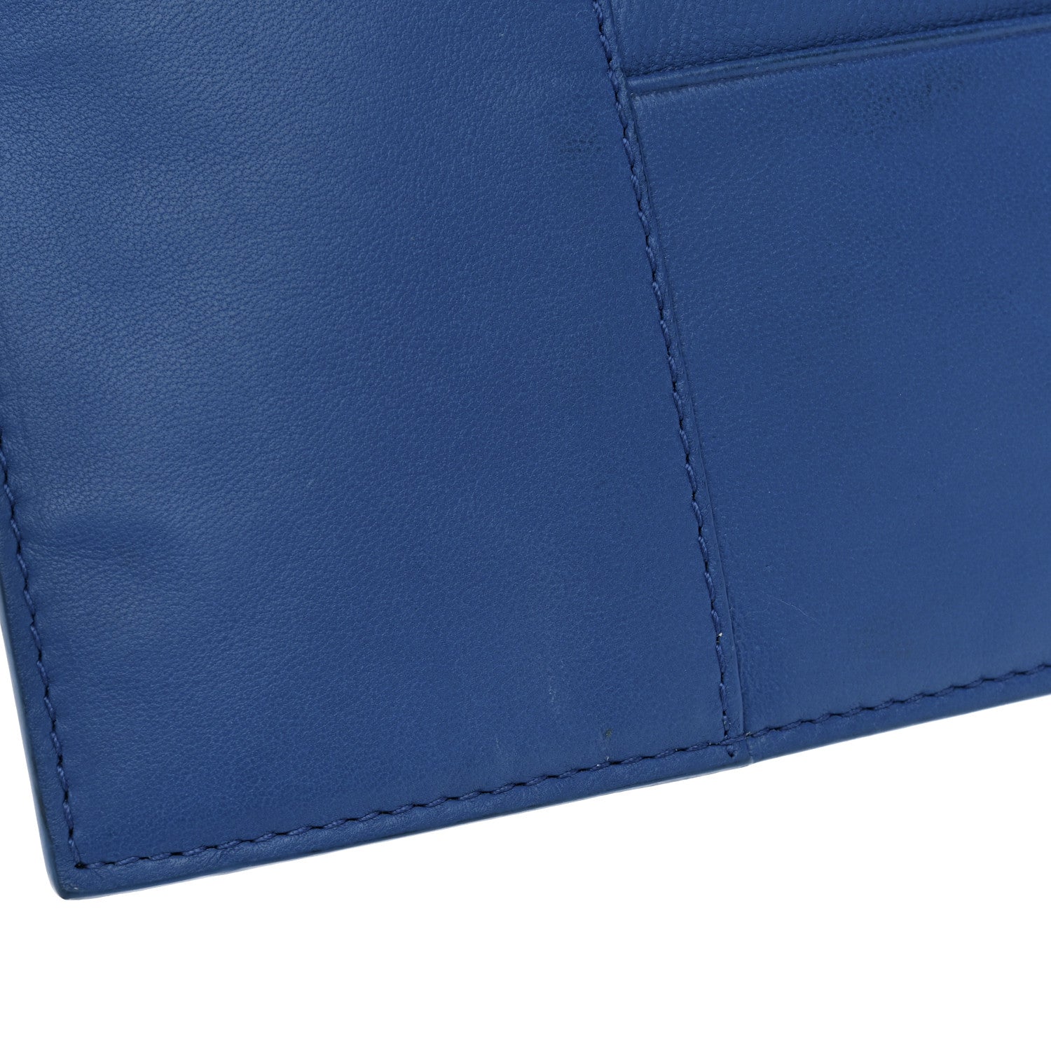 Bottega Veneta Nappa Maxi Cabat 30 Signal Blue Black 14 of 23