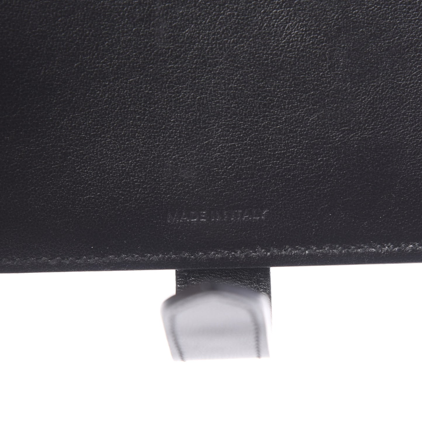 Grained Calfskin Medium Multifunction Strap Wallet Black