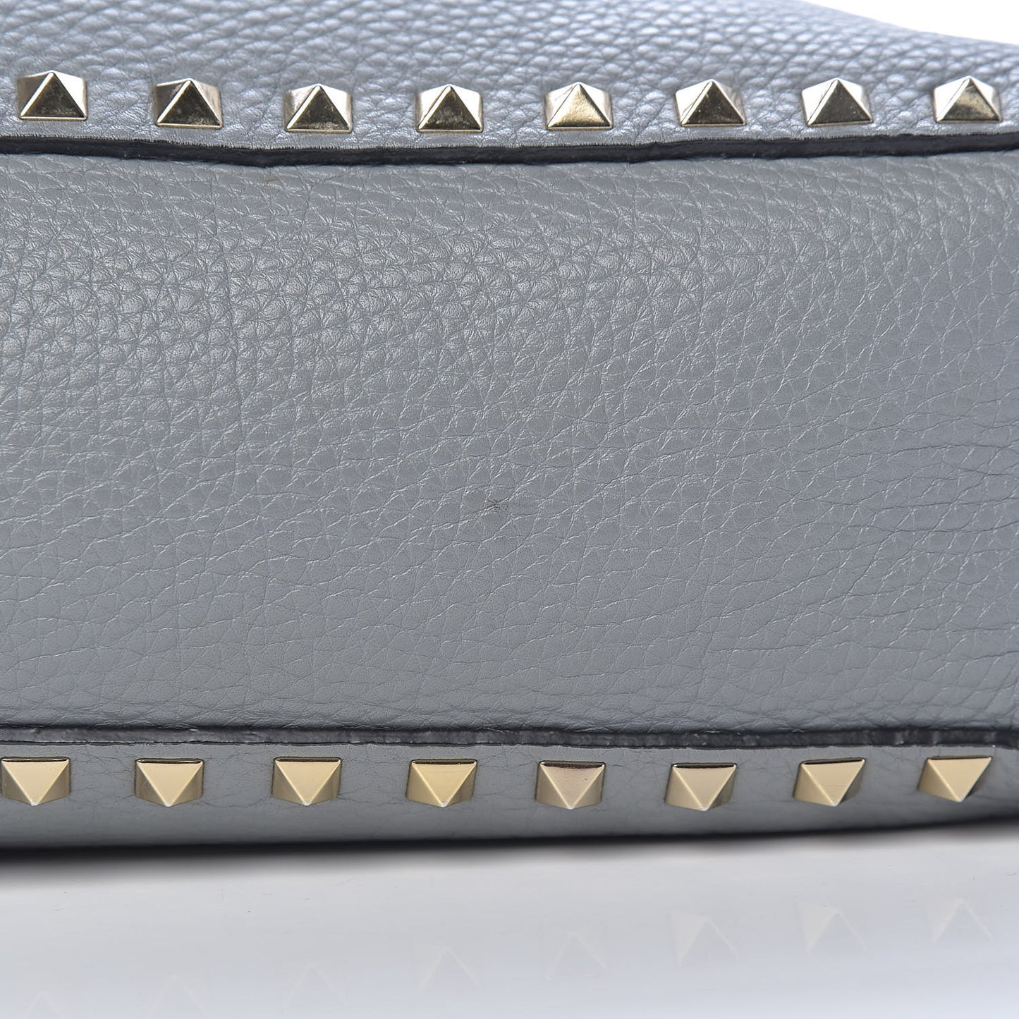 Pebbled Calfskin Small Rockstud Flip-Lock Messenger Bag Light Stone
