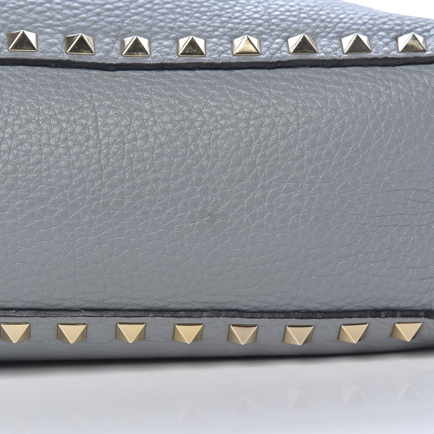 Valentino Garavani Pebbled Calfskin Small Rockstud Flip-Lock Messenger Bag Light Stone 10 of 11
