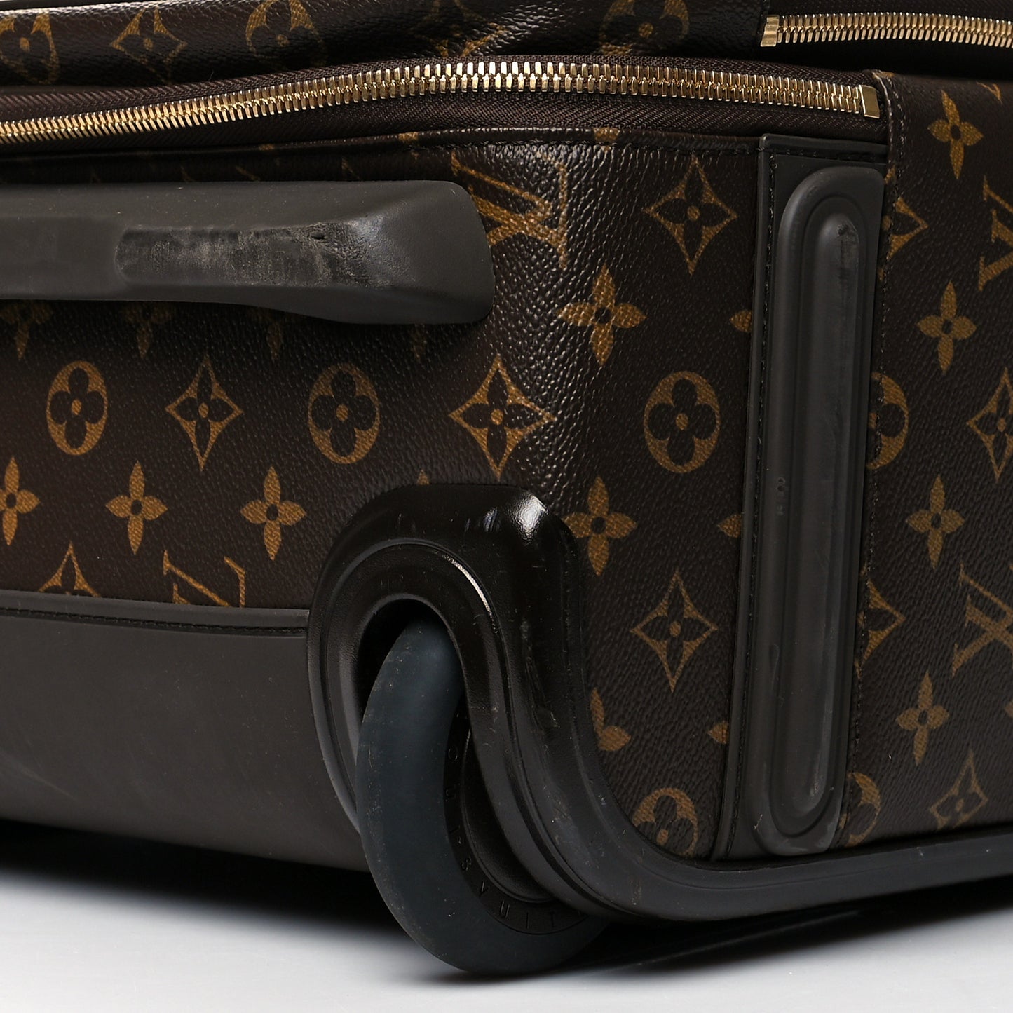 Monogram Pegase 55 Business