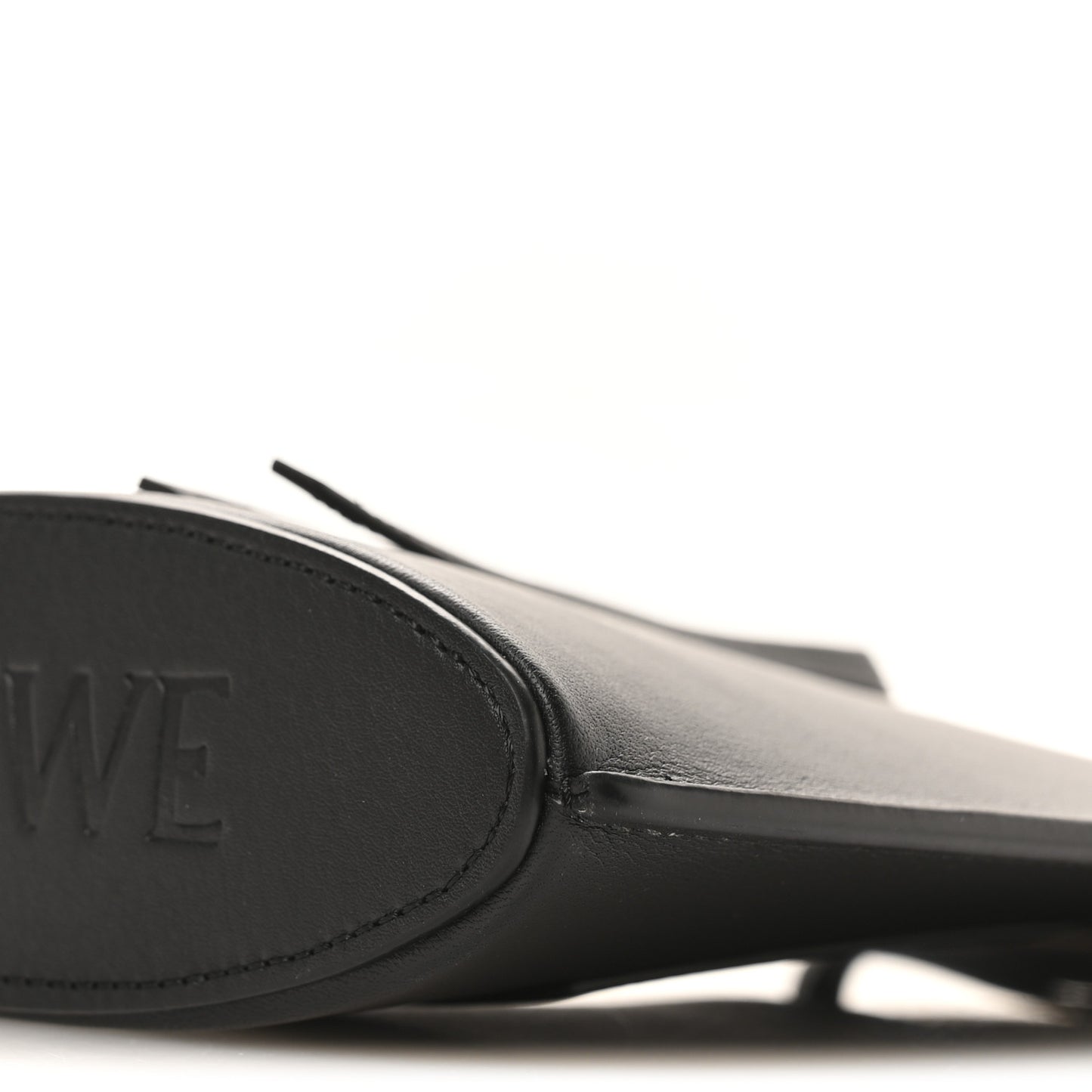 Smooth Calfskin Dice Pocket Black