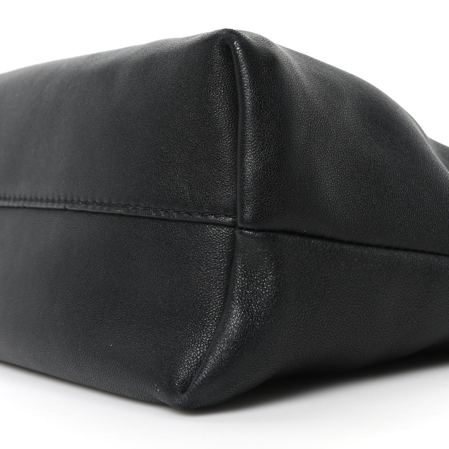 Mellow Nappa Medium Donut Chain Flamenco Knot Clutch Black