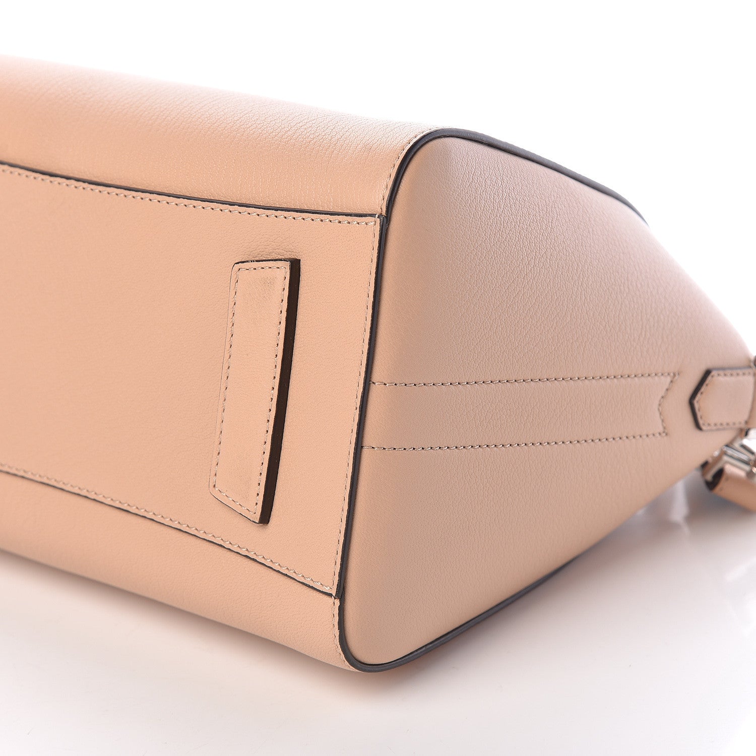 Givenchy Sugar Goatskin Small Antigona Powder 11 of 11