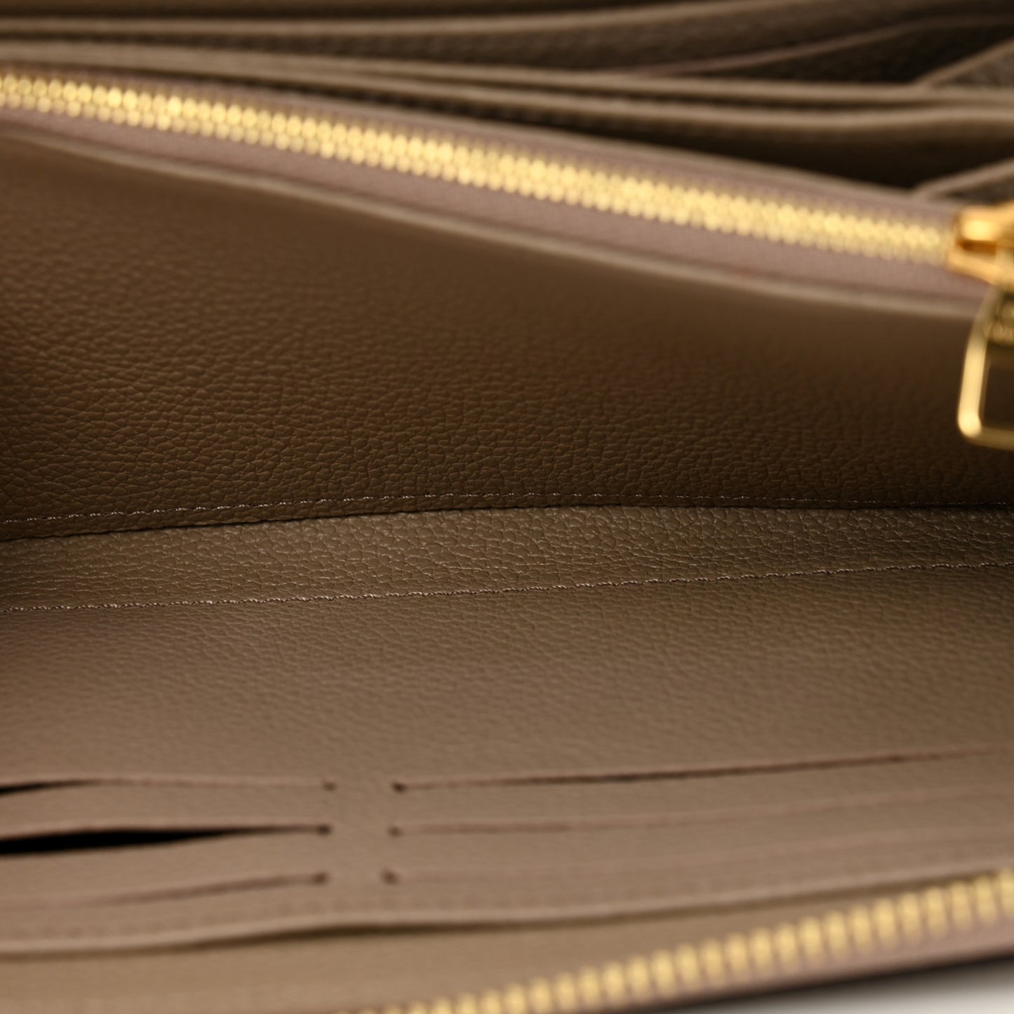 Empreinte Monogram Giant Zippy Wallet Tourterelle Creme