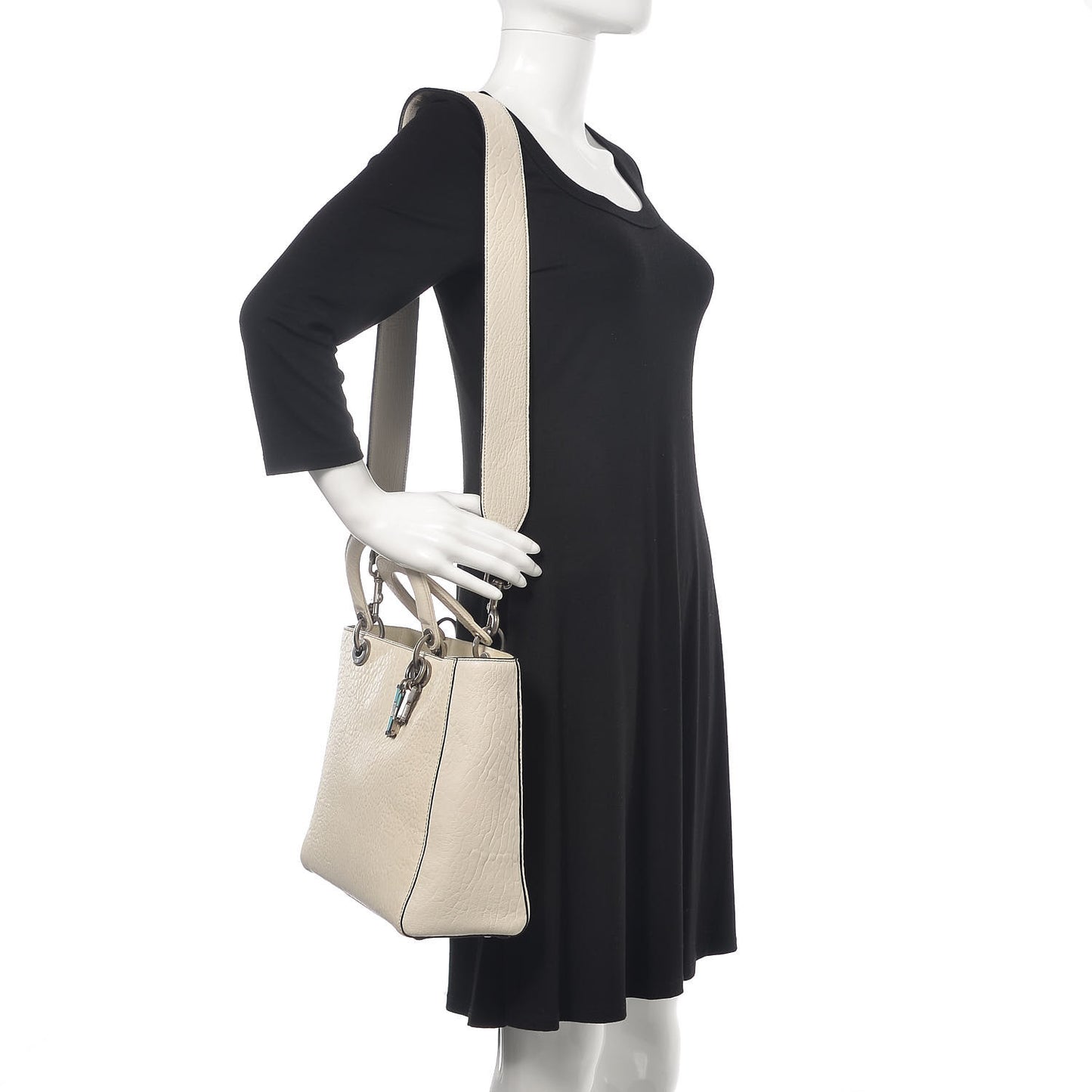Grained Lambskin Large Lady Dior Off White