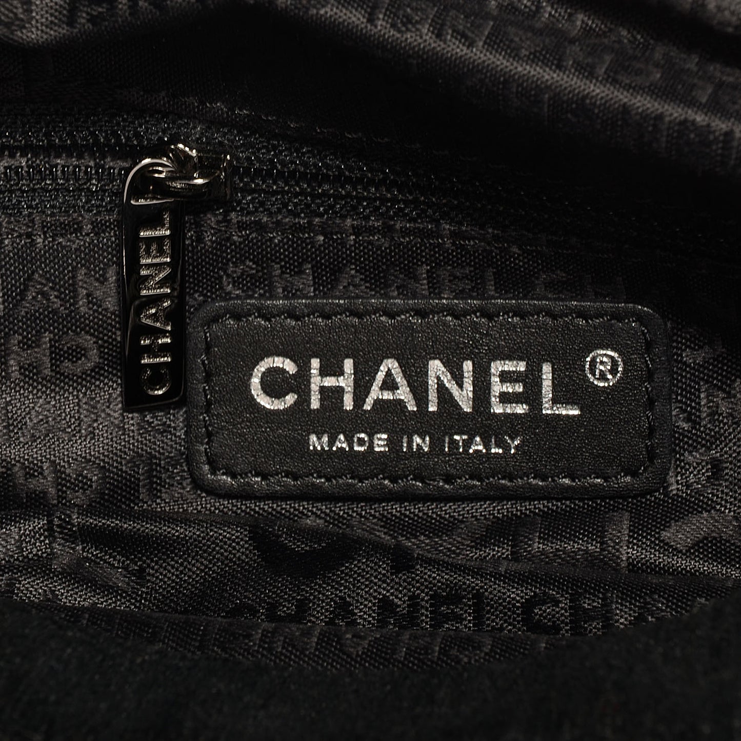 Metallic CC Chain Link Bag Black