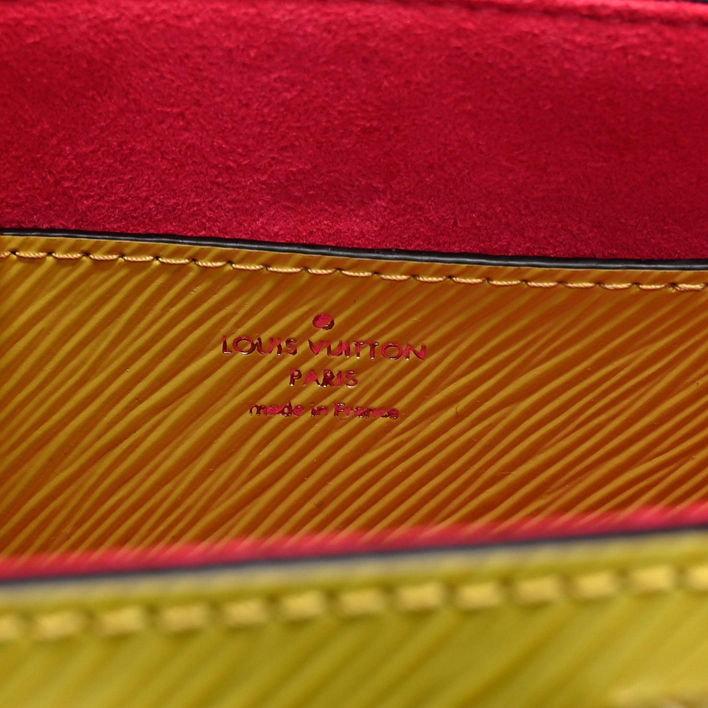 Epi Twist Braided Strap Shoulder Bag PM Vert Acide