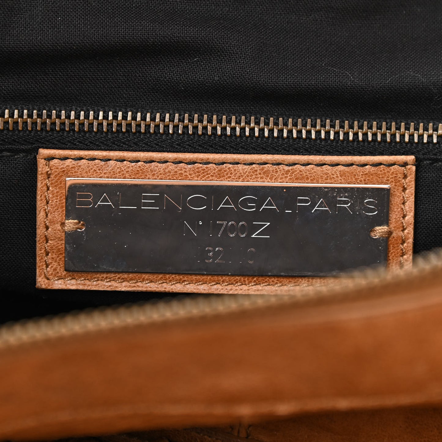 Chevre Classic Hardware Work Caramel