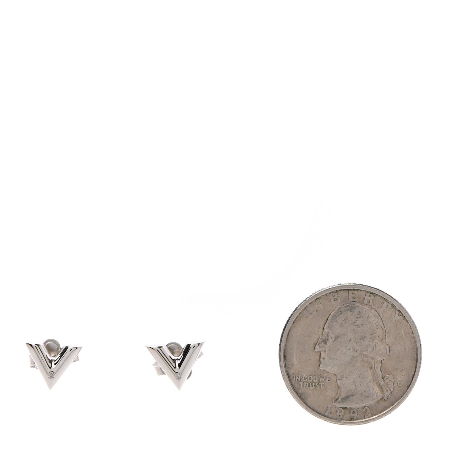 Essential V Stud Earrings Silver