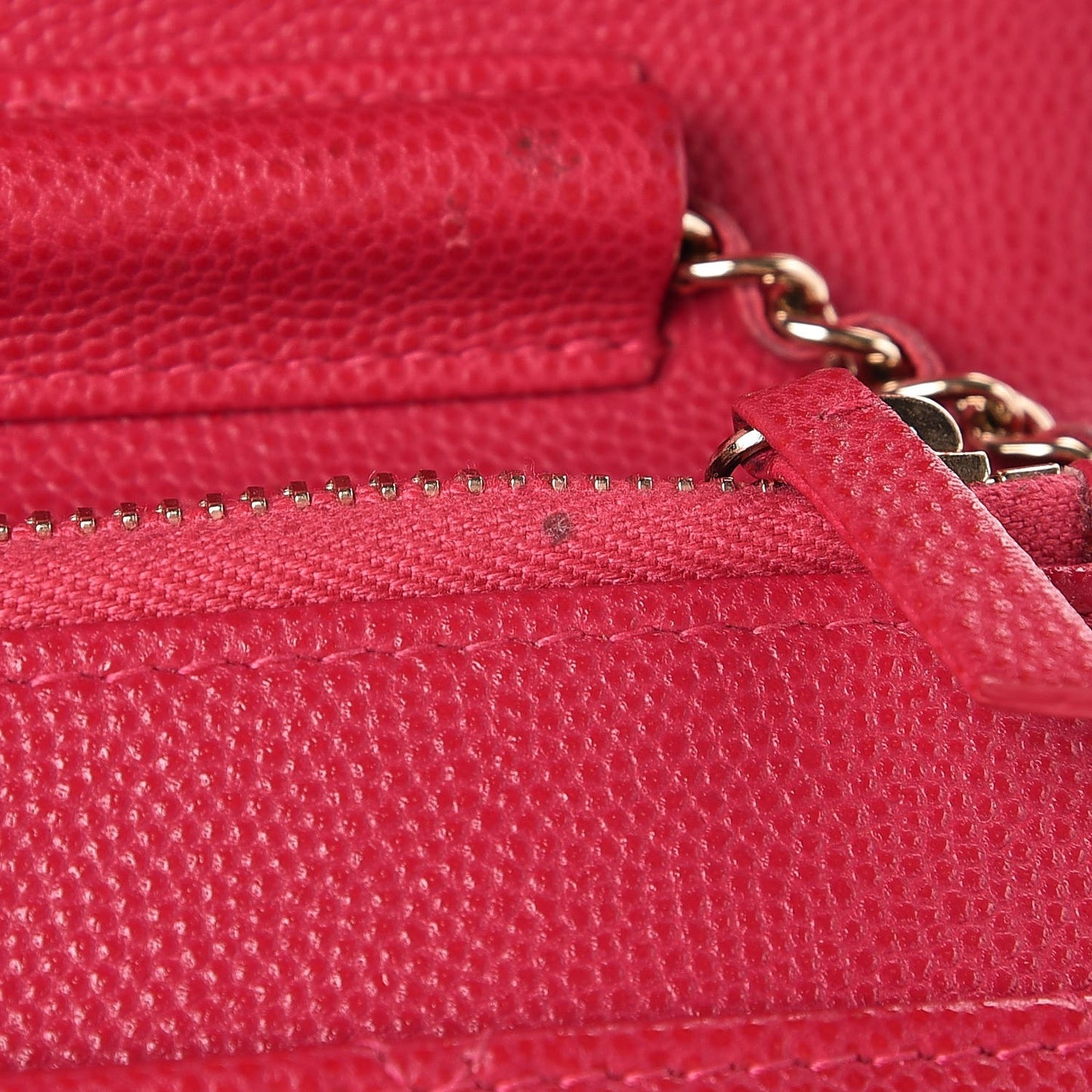 Caviar Quilted Golden Class Wallet On Chain WOC Fuchsia