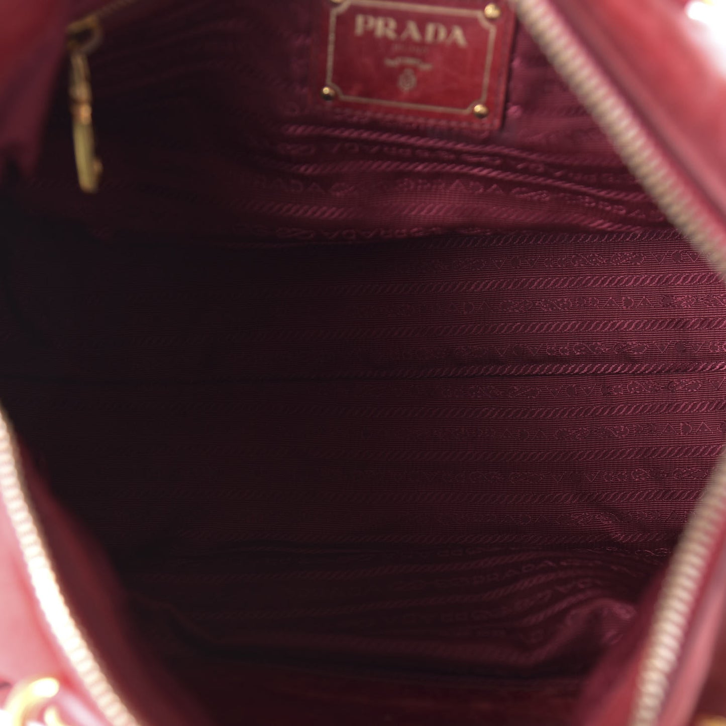 Vitello Shine Shopping Satchel Red