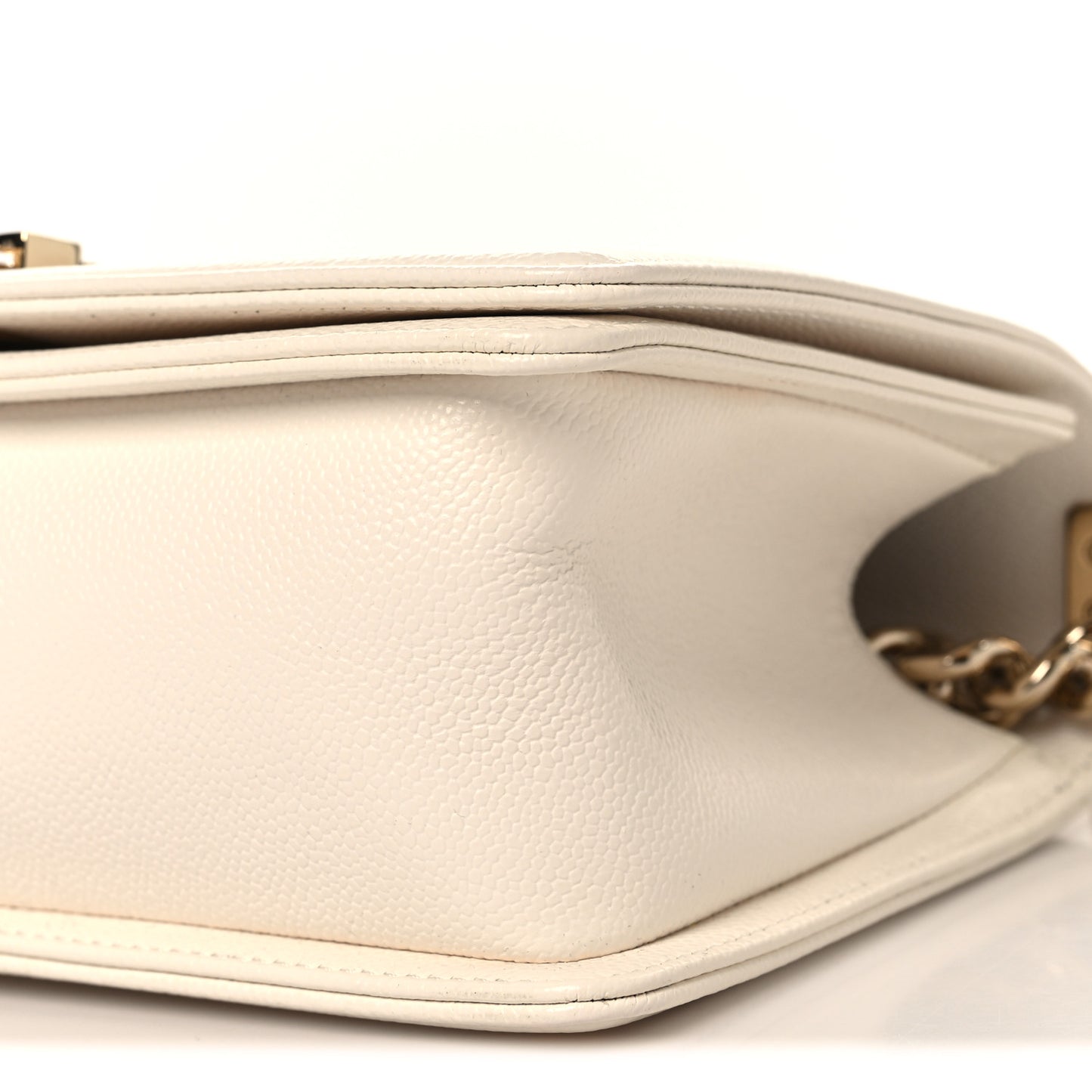 Caviar Quilted Medium Boy Flap White