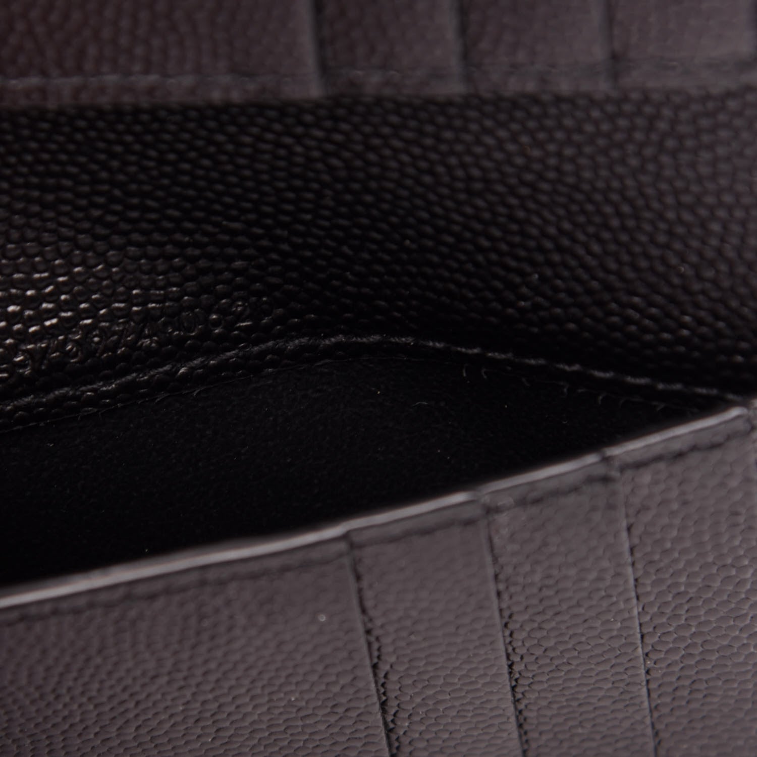 Saint Laurent Grain De Poudre Matelasse Chevron Monogram Zipped Two-Part Wallet Black 7 of 7