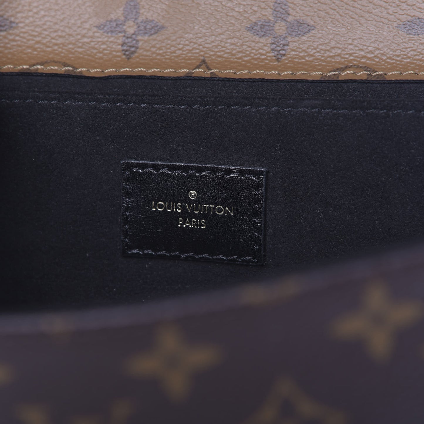 Reverse Monogram Pochette Metis