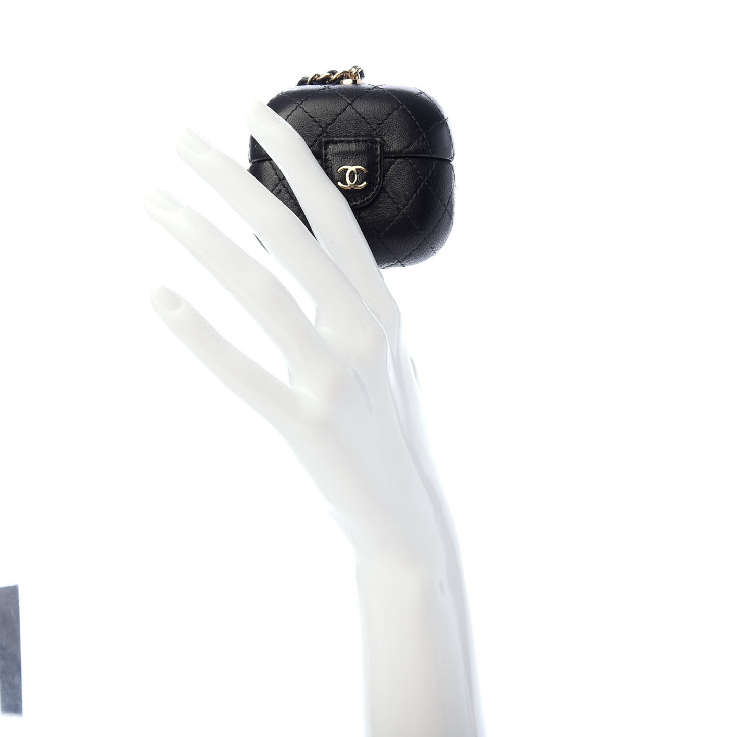 Lambskin Quilted Airpods Pro Case With Chain Black